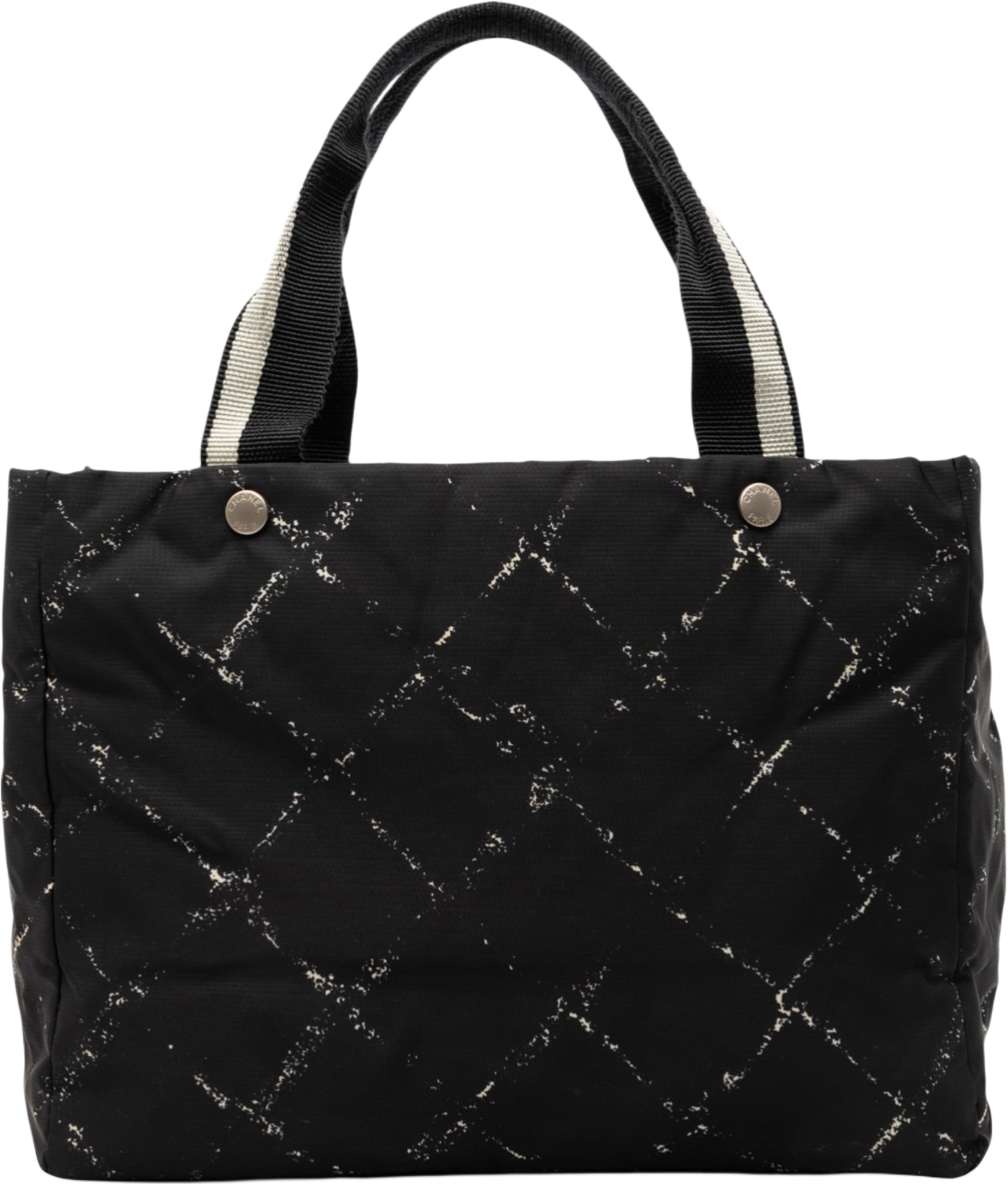 Chanel Old Travel Line Nylon Tote, från Luxclusif, i färgen black. Klicka för att öppna bilden i stort format
