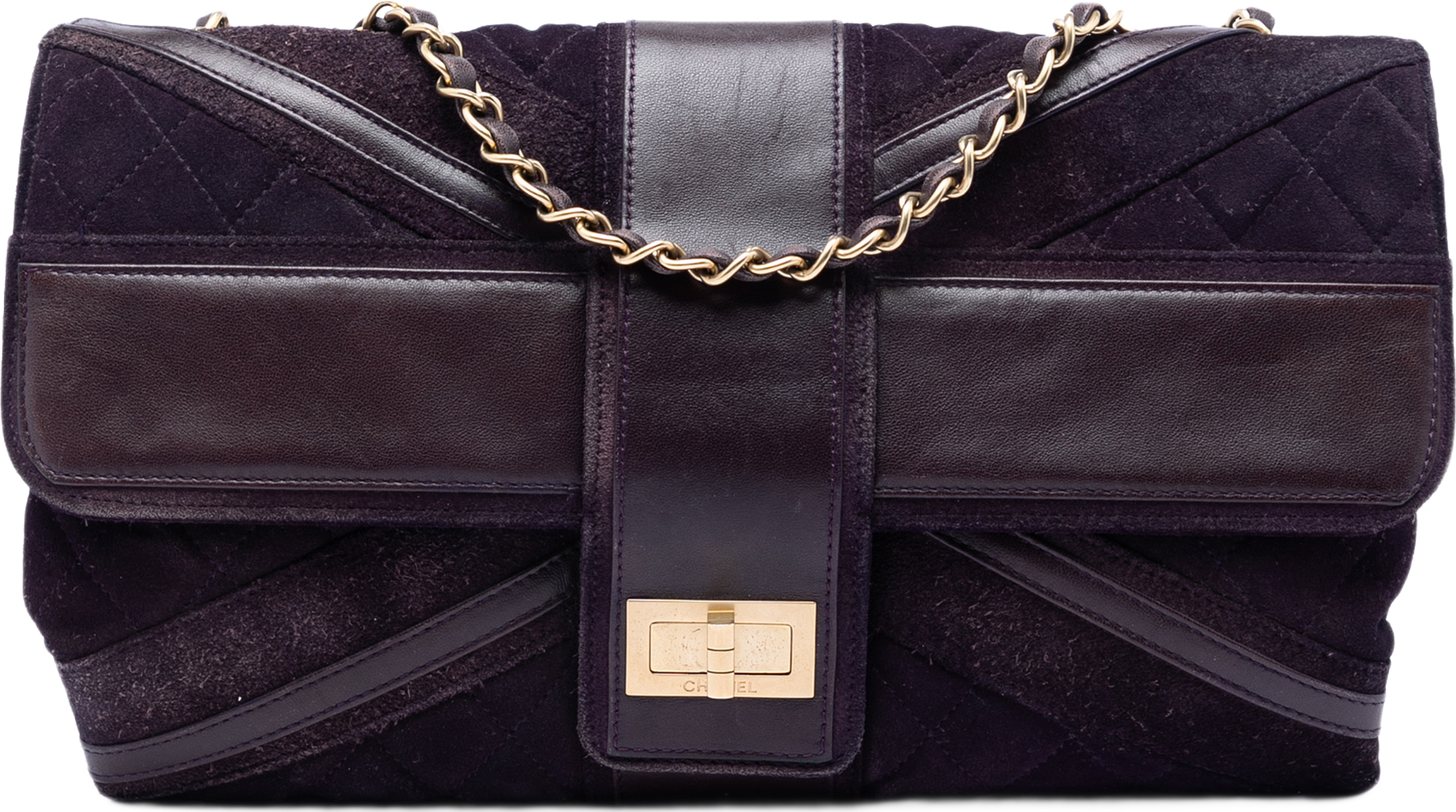Chanel Quilted Suede Union Jack Reissue 2.55 Double Flap 227, från Luxclusif, i färgen purpur. Klicka för att öppna bilden i stort format