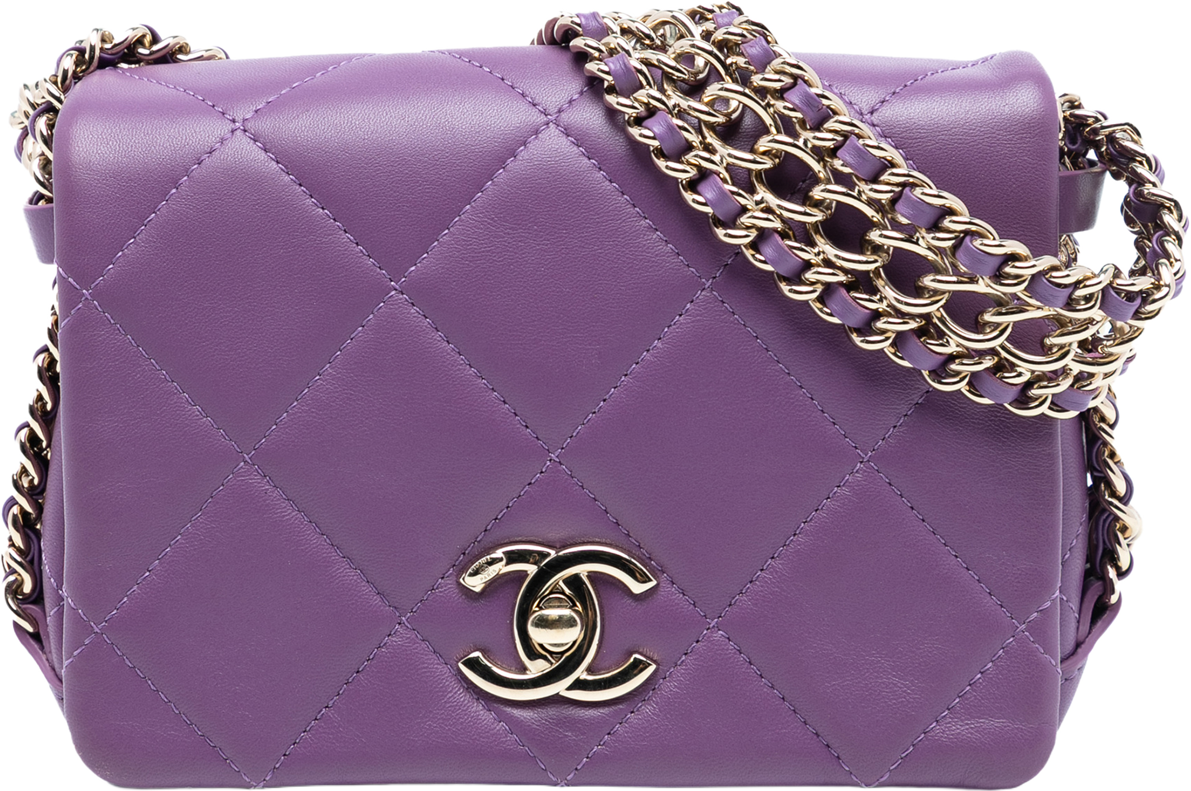 Chanel Mini Lambskin Triple Chain Full Flap, från Luxclusif, i färgen purple. Klicka för att öppna bilden i stort format