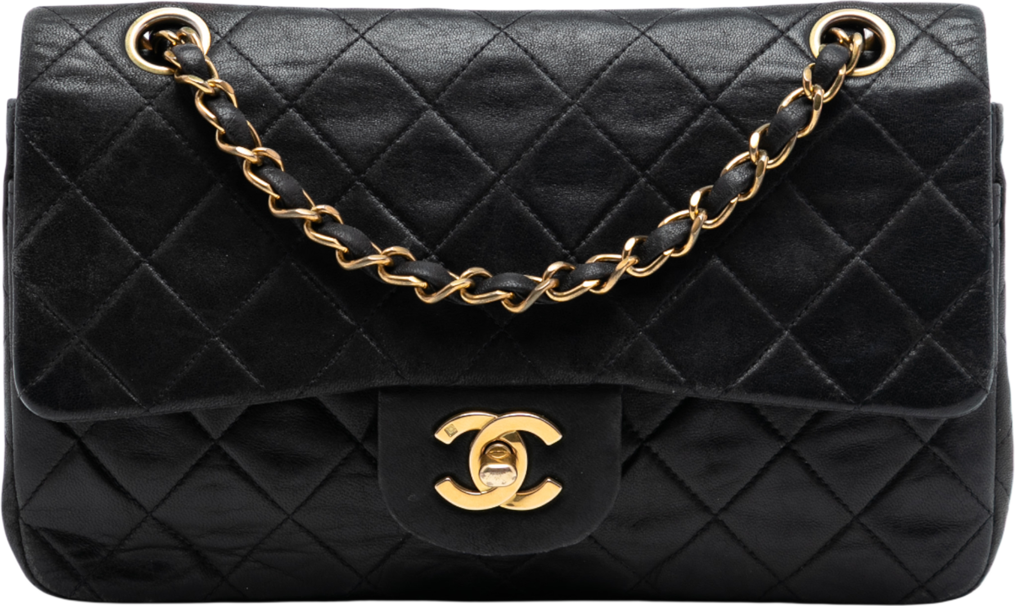 Chanel Medium Classic Lambskin Double Flap, från Luxclusif, i färgen black. Klicka för att öppna bilden i stort format