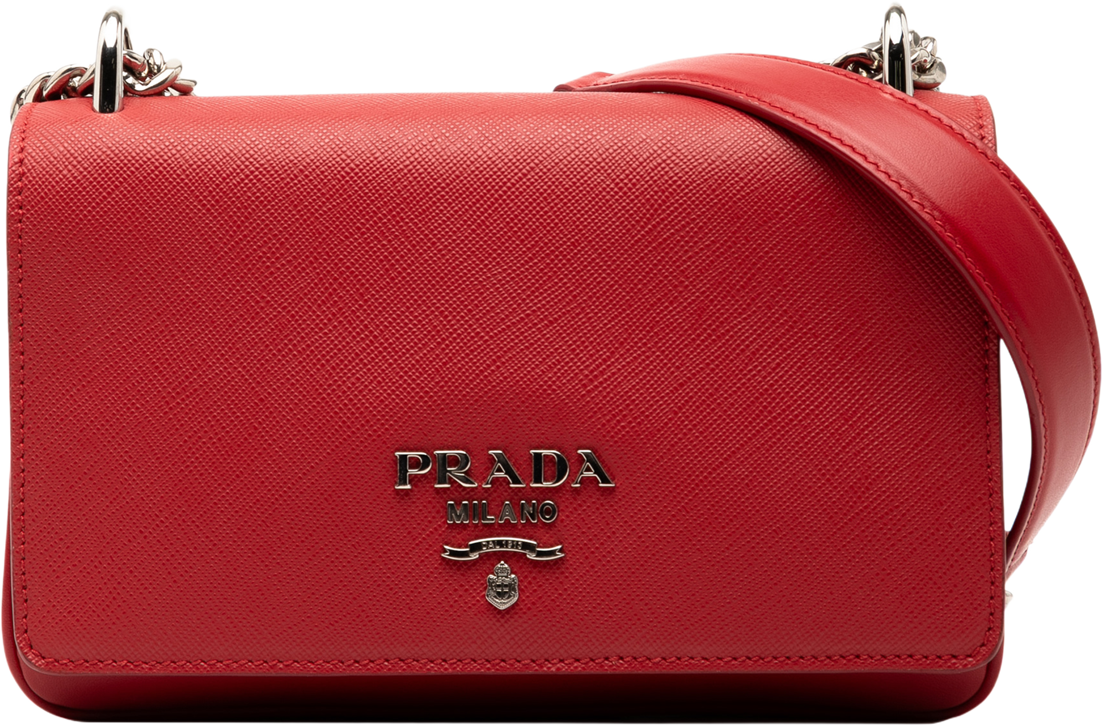 Prada Saffiano And City Calf Chain Crossbody, från Luxclusif, i färgen red. Klicka för att öppna bilden i stort format
