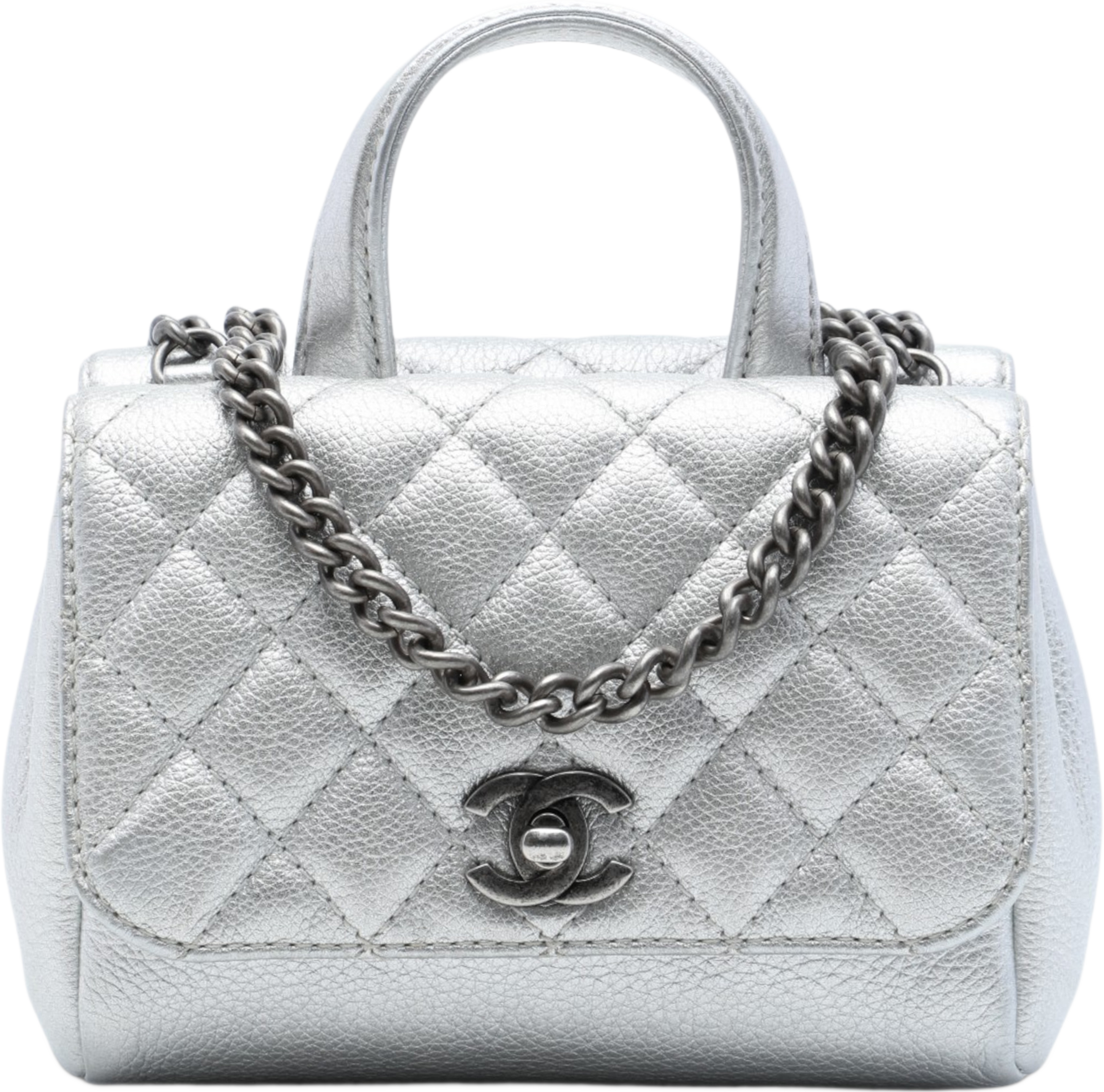 Chanel Metallic Grained Calfskin Pilot Essentials Double Sided Flap, från Luxclusif, i färgen silver. Klicka för att öppna bilden i stort format