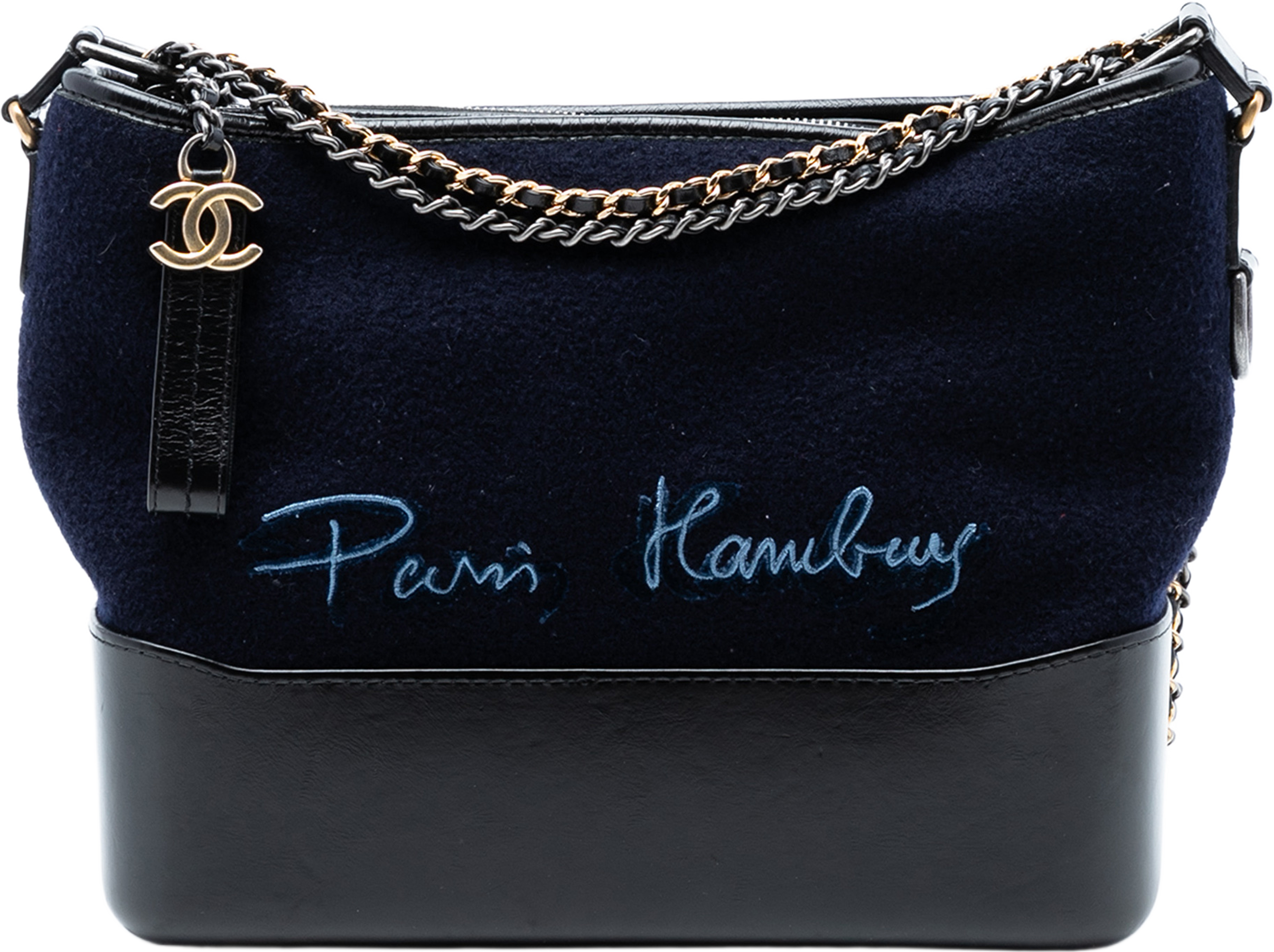 Chanel Medium Wool Paris Hamburg Embroidered Gabrielle Hobo, från Luxclusif, i färgen dark blue. Klicka för att öppna bilden i stort format