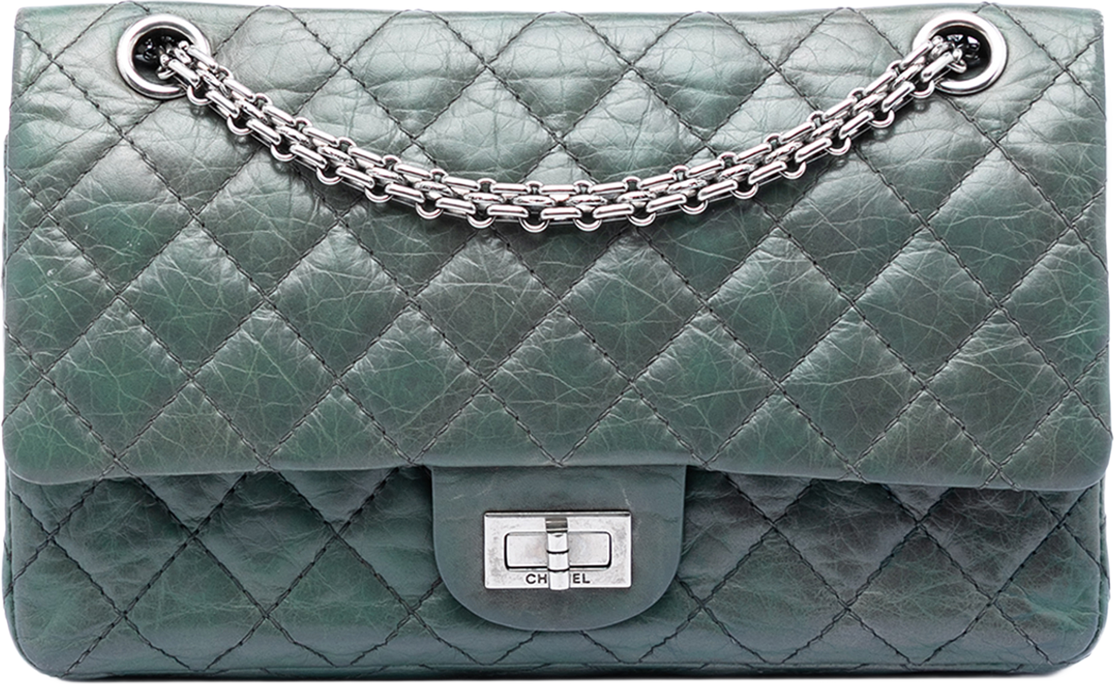Chanel Quilted Aged Calfskin Reissue 2.55 Double Flap 225, från Luxclusif, i färgen dark green. Klicka för att öppna bilden i stort format