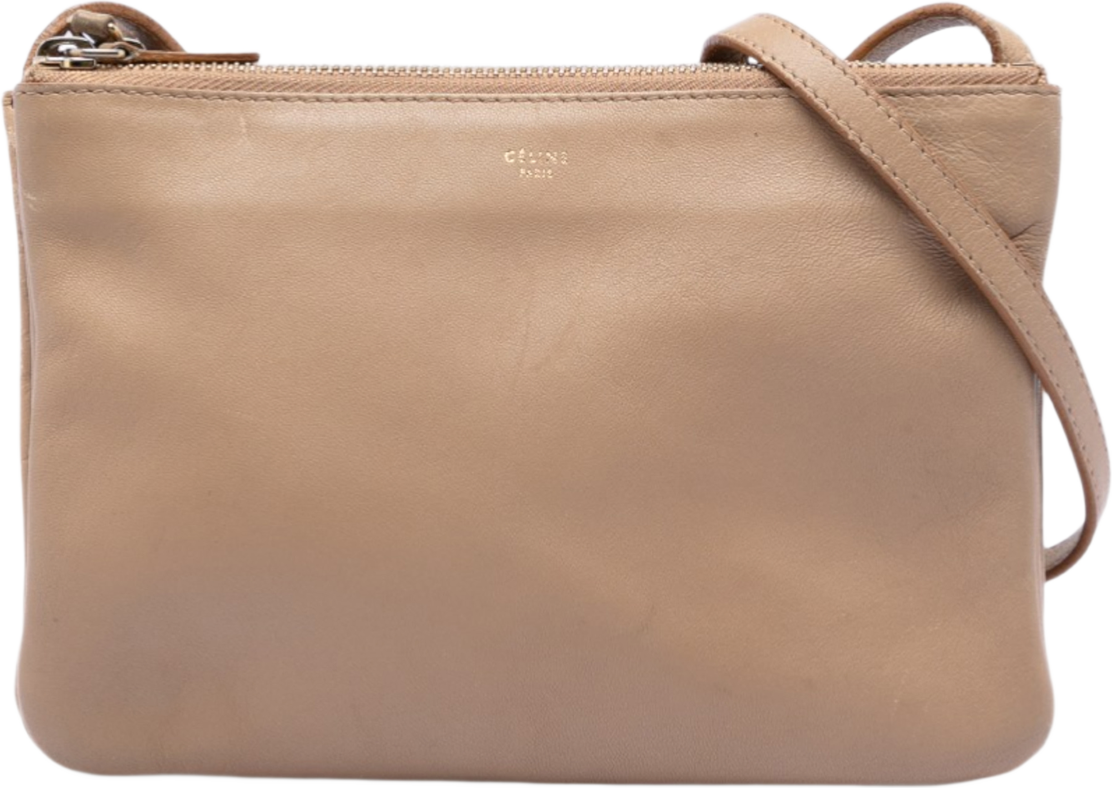 Celine Small Lambskin Trio Crossbody, från Luxclusif, i färgen beige. Klicka för att öppna bilden i stort format