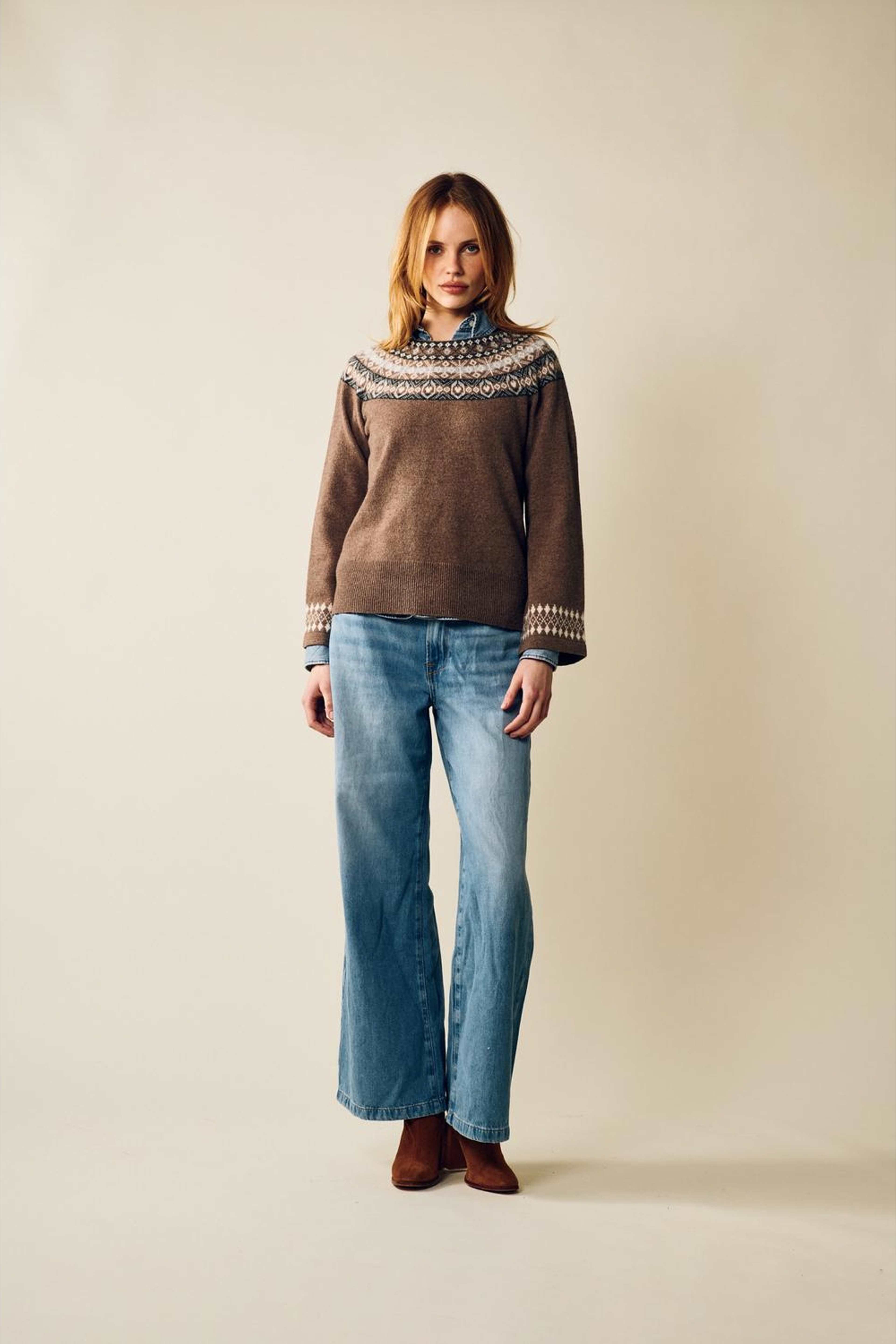 Vera Jumper, från Jumperfabriken, i färgen brown. Klicka för att öppna bilden i stort format