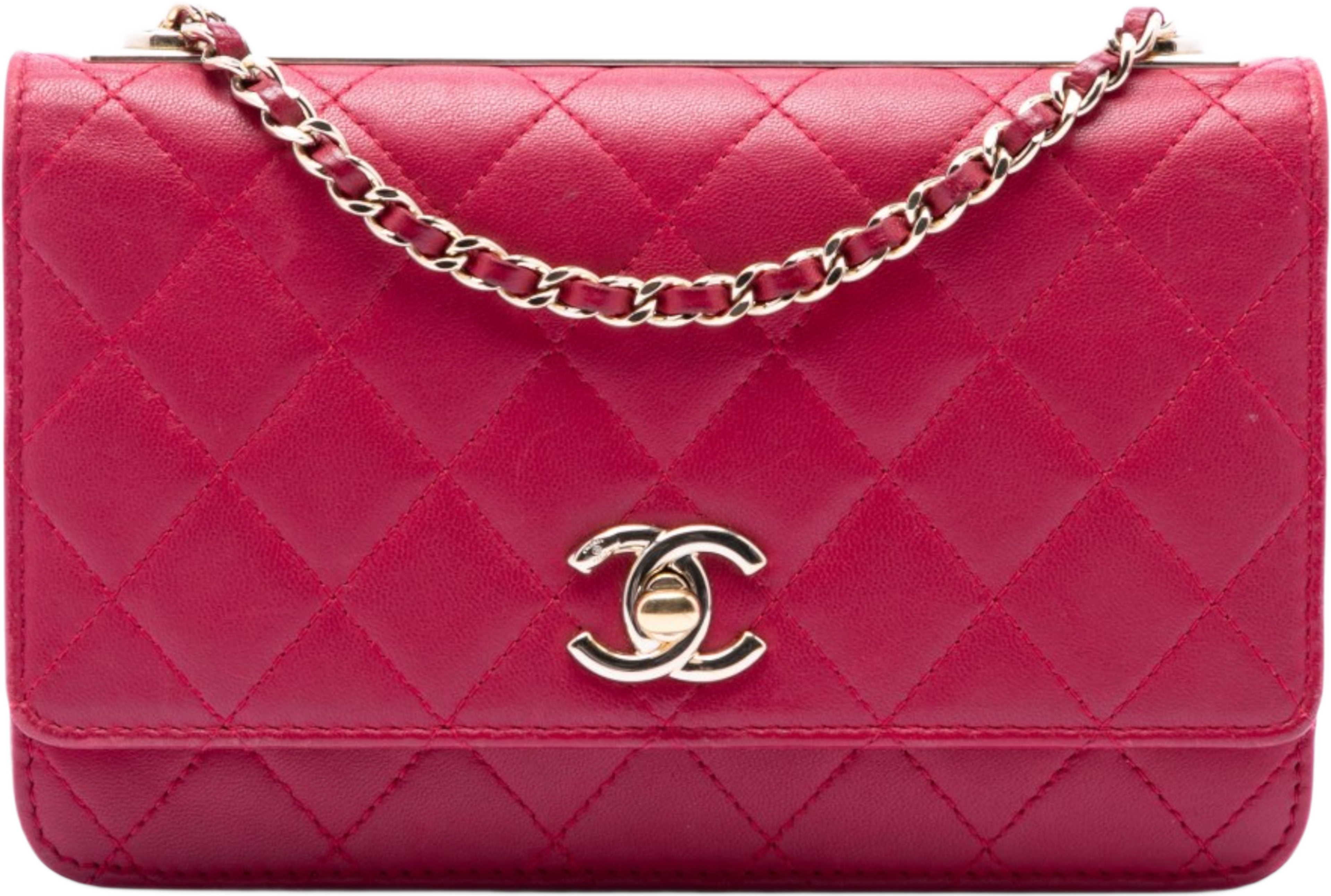 Chanel Quilted Lambskin Trendy Cc Wallet On Chain, från Luxclusif, i färgen dark pink. Klicka för att öppna bilden i stort format