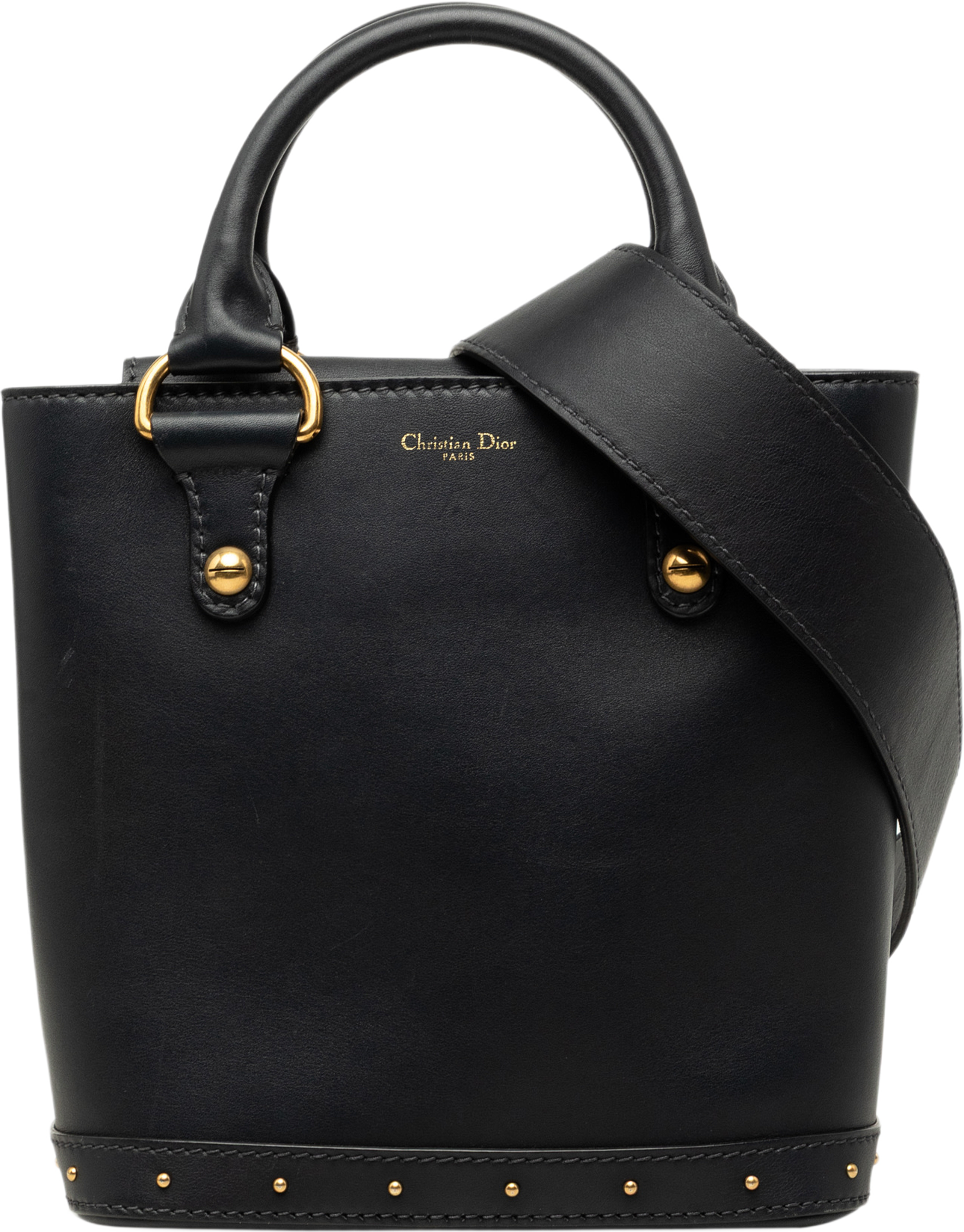 Dior Small Calfskin Dioravenue Bucket Bag, från Luxclusif, i färgen svart. Klicka för att öppna bilden i stort format