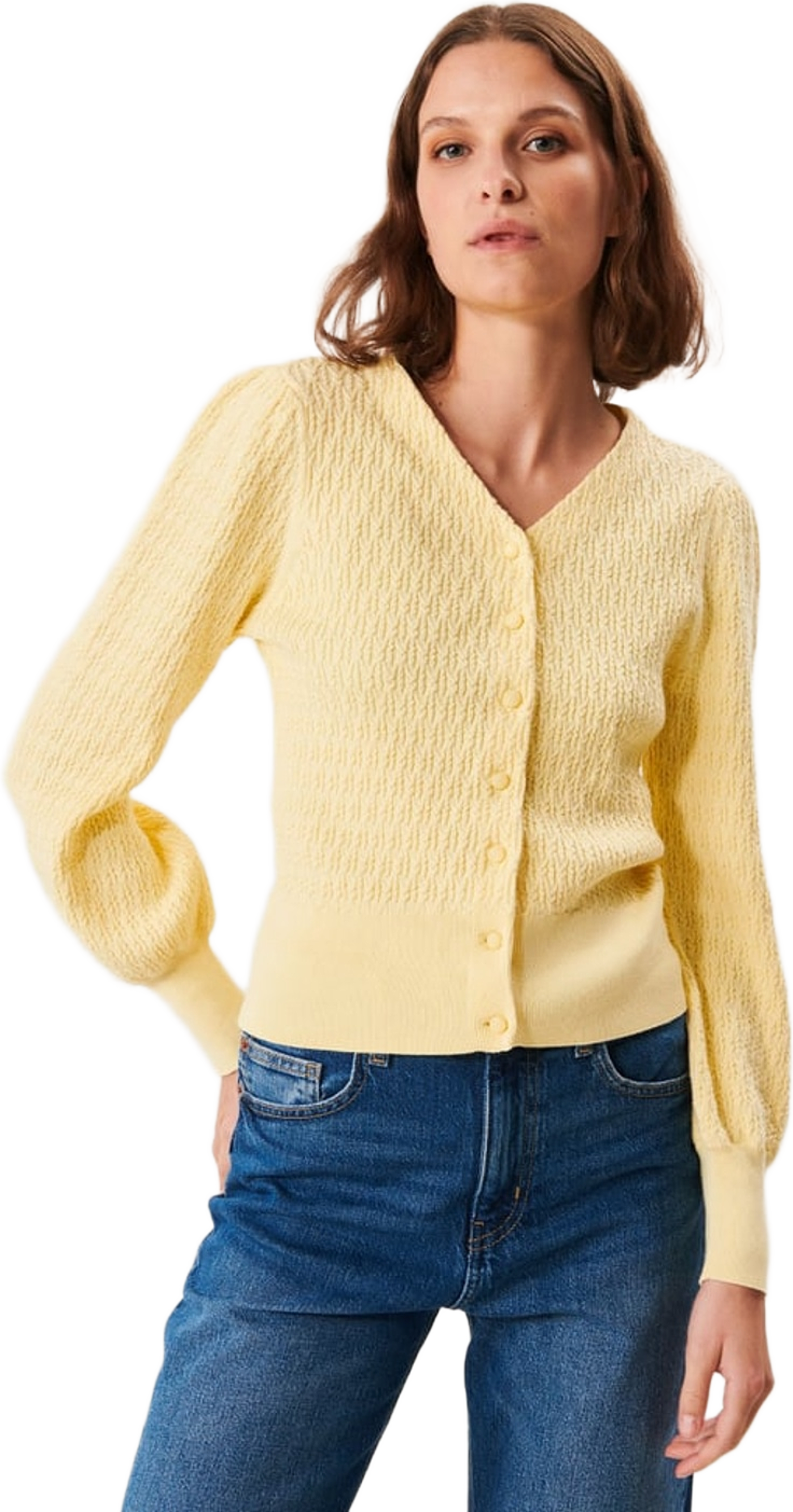 Johanna Cardigan, från Jumperfabriken, i färgen yellow. Klicka för att öppna bilden i stort format