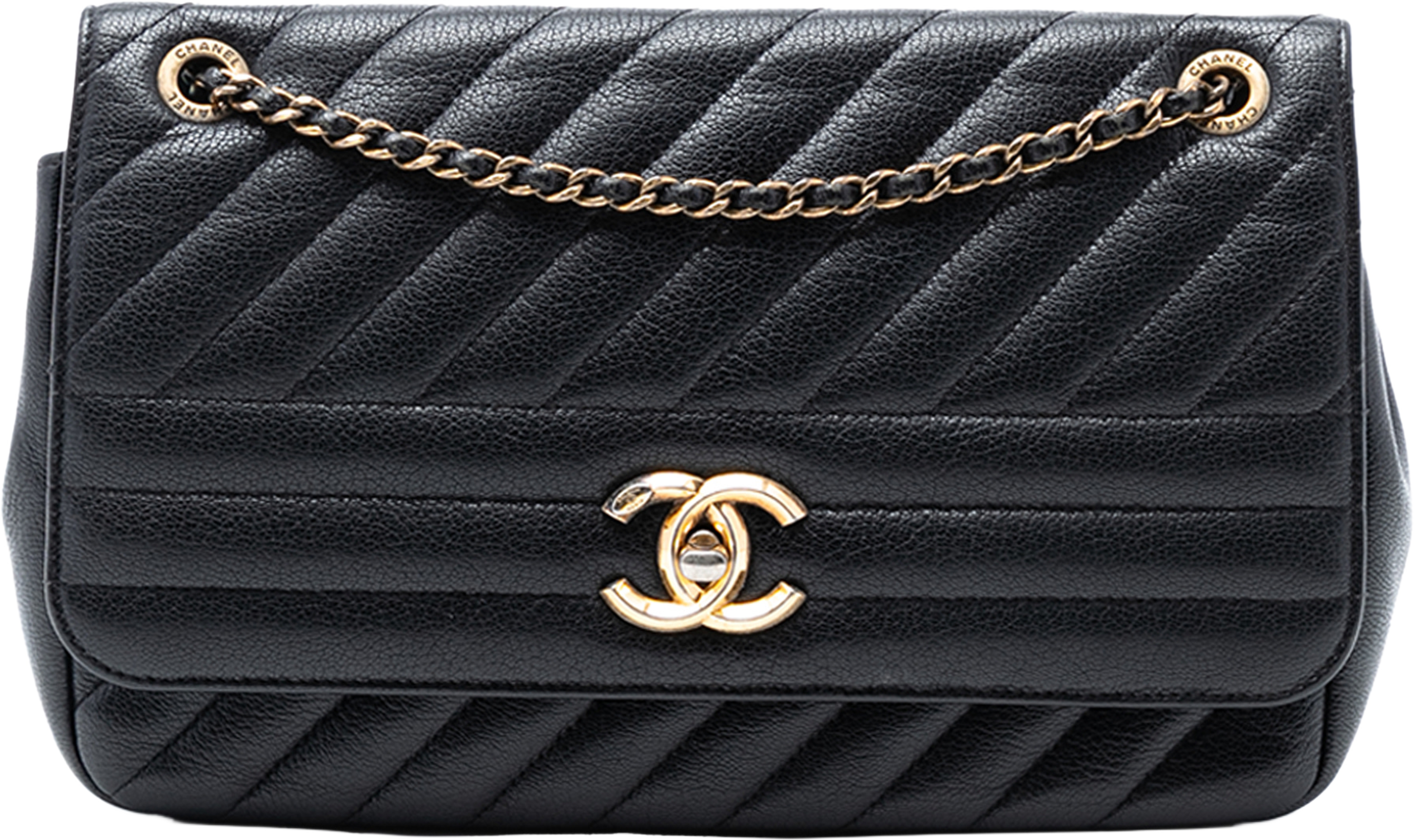 Chanel Medium Diagonal Quilted Goatskin Flap, från Luxclusif, i färgen black. Klicka för att öppna bilden i stort format