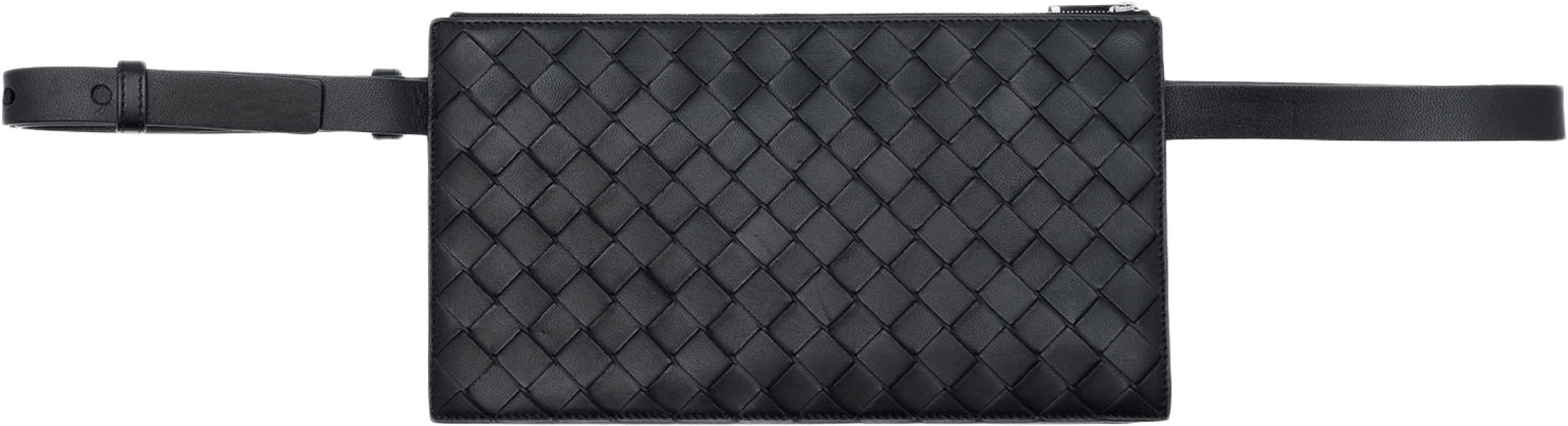 Bottega Veneta Nappa Intrecciato Belt Bag, från Luxclusif, i färgen svart. Klicka för att öppna bilden i stort format