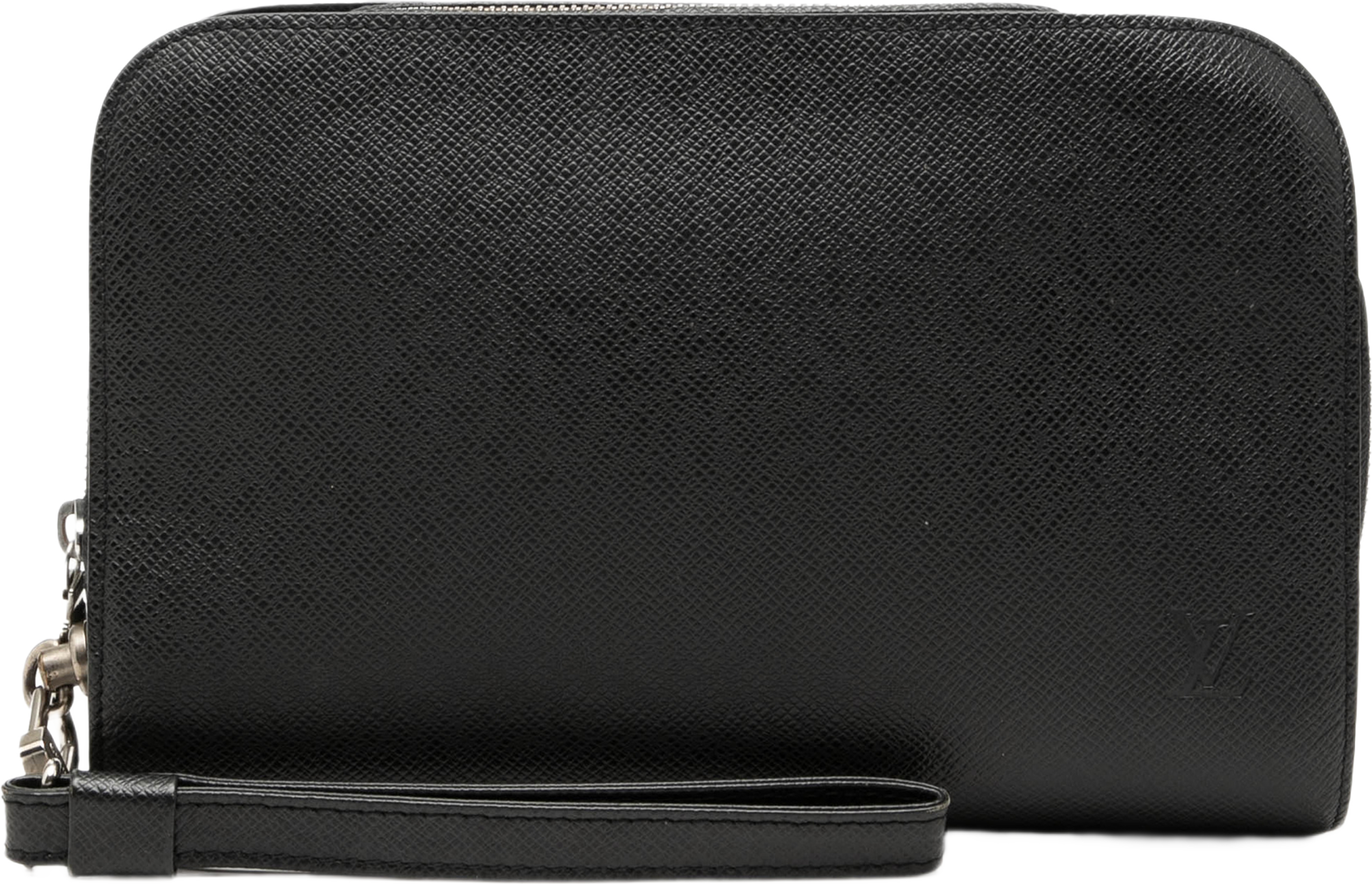 Louis Vuitton Taiga Pochette Baikal, från Luxclusif, i färgen svart. Klicka för att öppna bilden i stort format