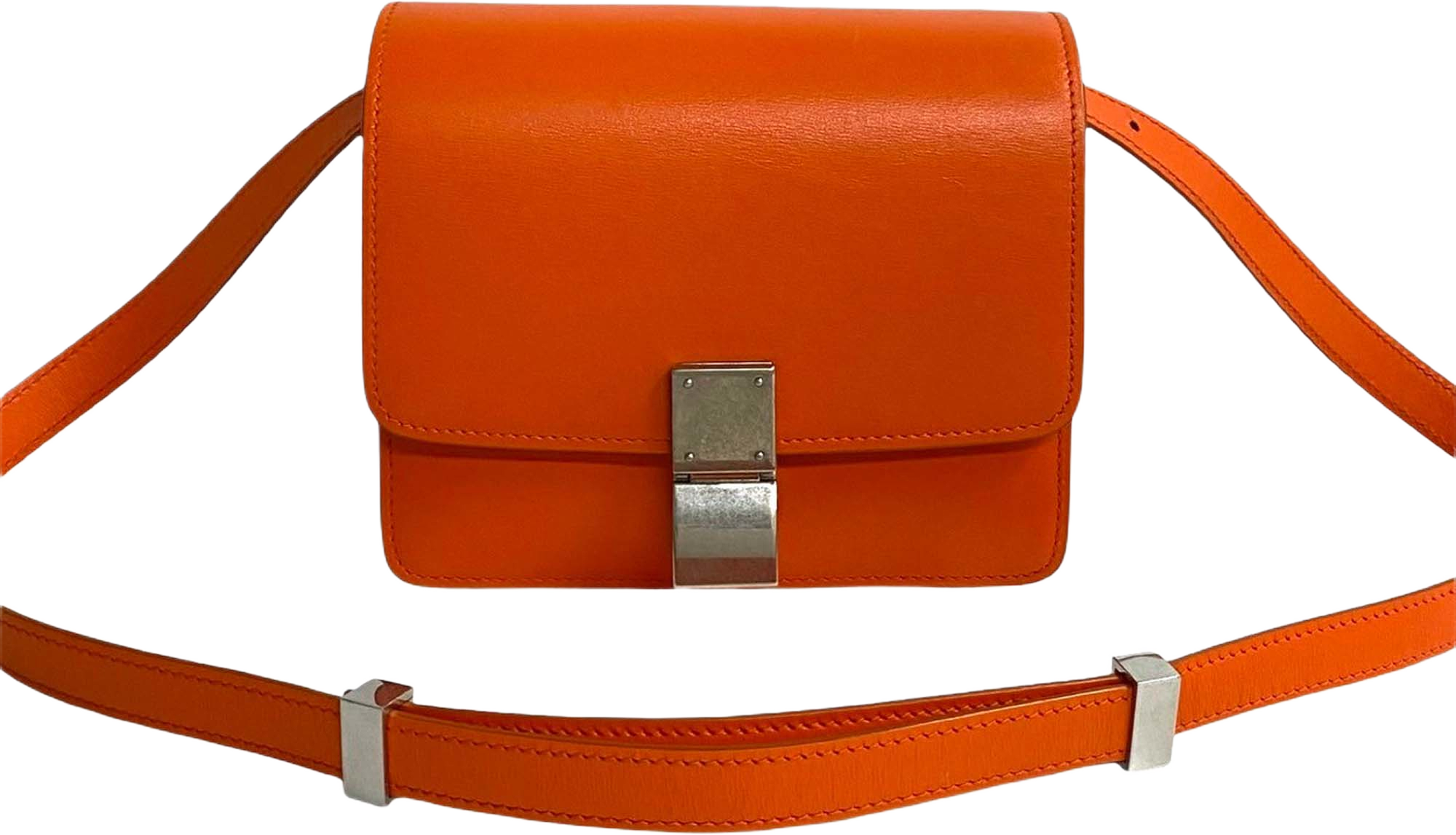 Celine Small Calfskin Classic Box, från Luxclusif, i färgen dark orange. Klicka för att öppna bilden i stort format