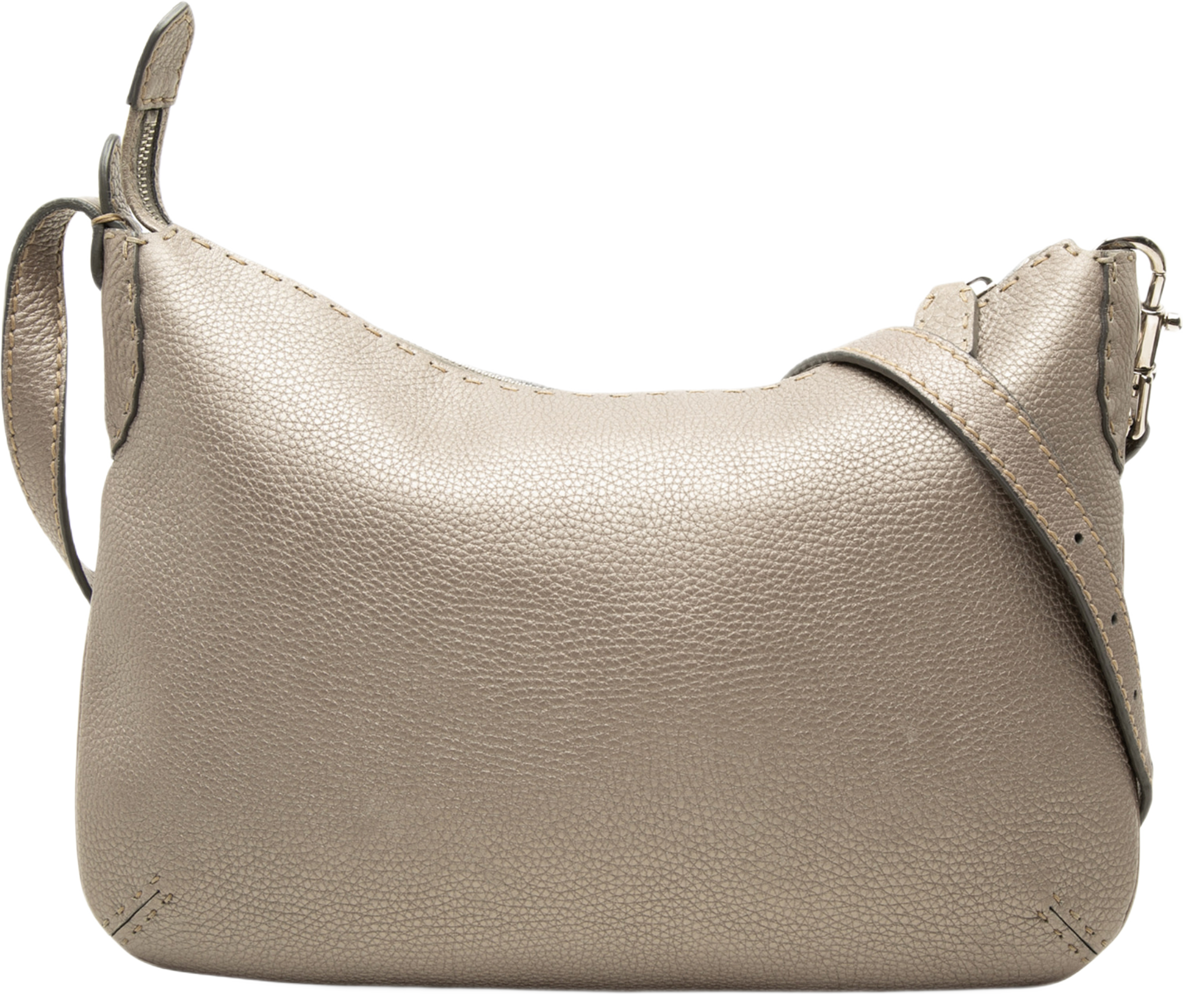 Fendi Medium Leather Selleria Crossbody, från Luxclusif, i färgen grå. Klicka för att öppna bilden i stort format