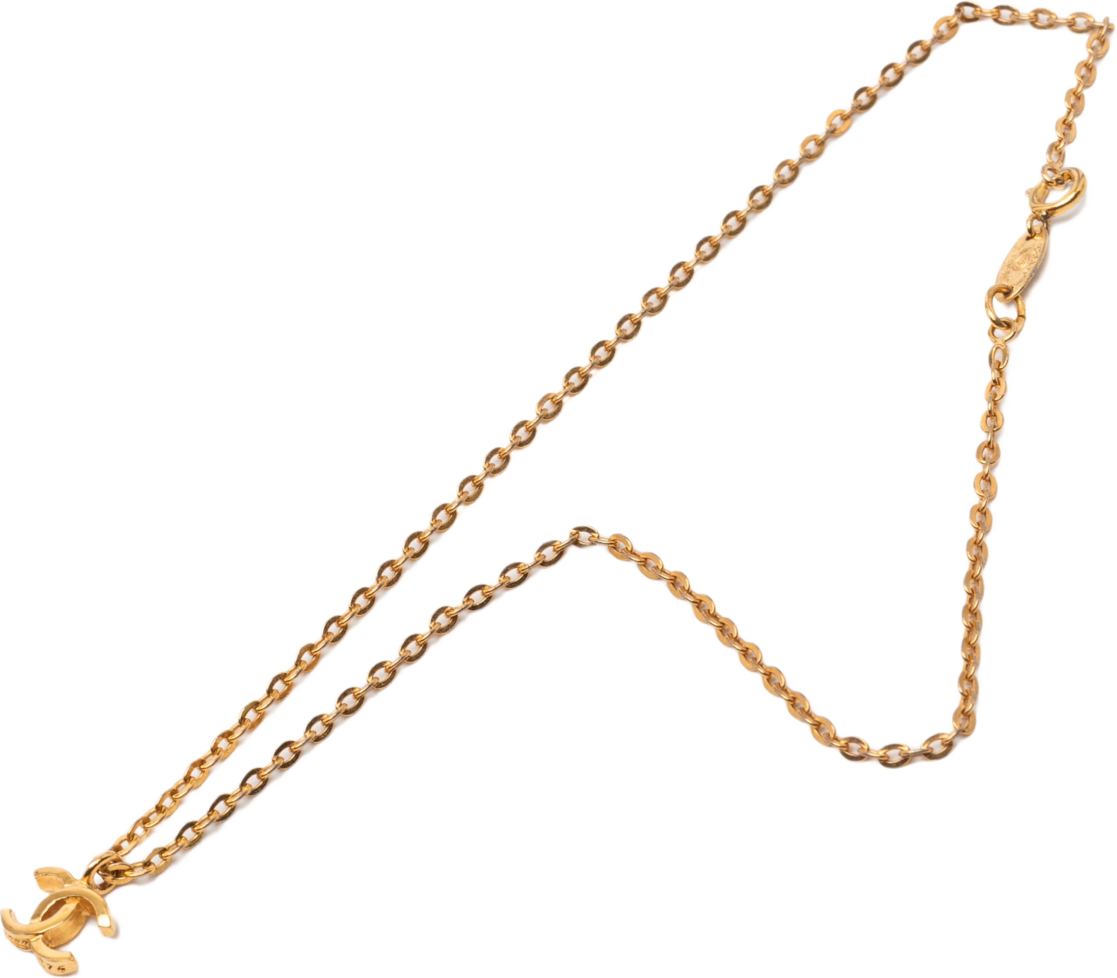 Chanel Gold Plated Cc Pendant Necklace, från Luxclusif, i färgen gold. Klicka för att öppna bilden i stort format