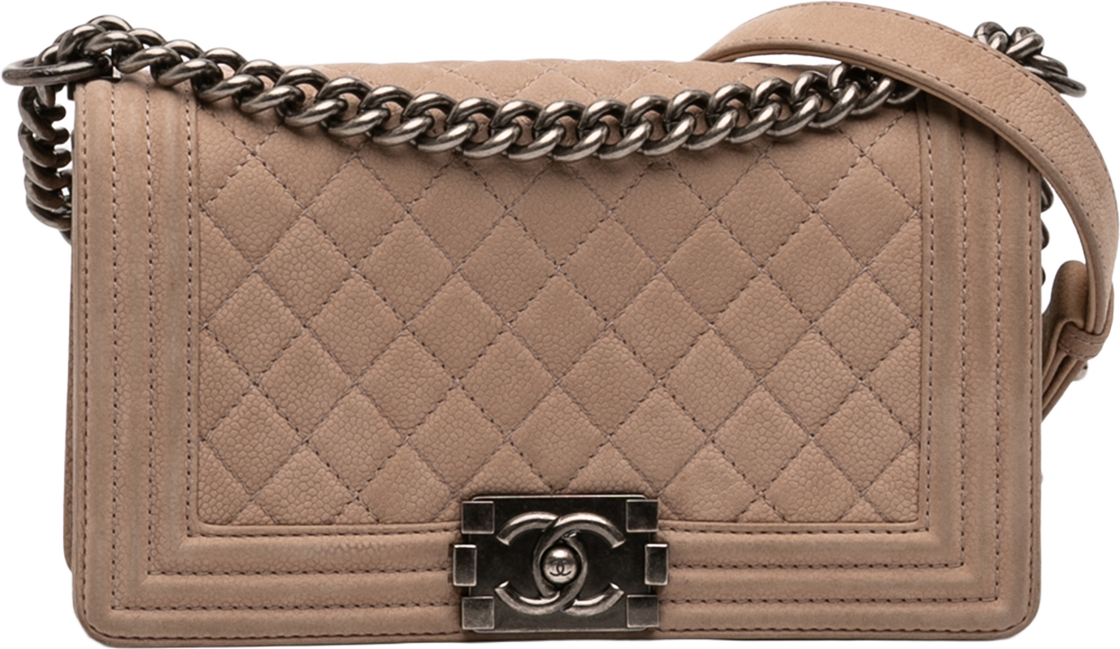 Chanel Old Medium Quilted Caviar Boy Flap, från Luxclusif, i färgen nude. Klicka för att öppna bilden i stort format