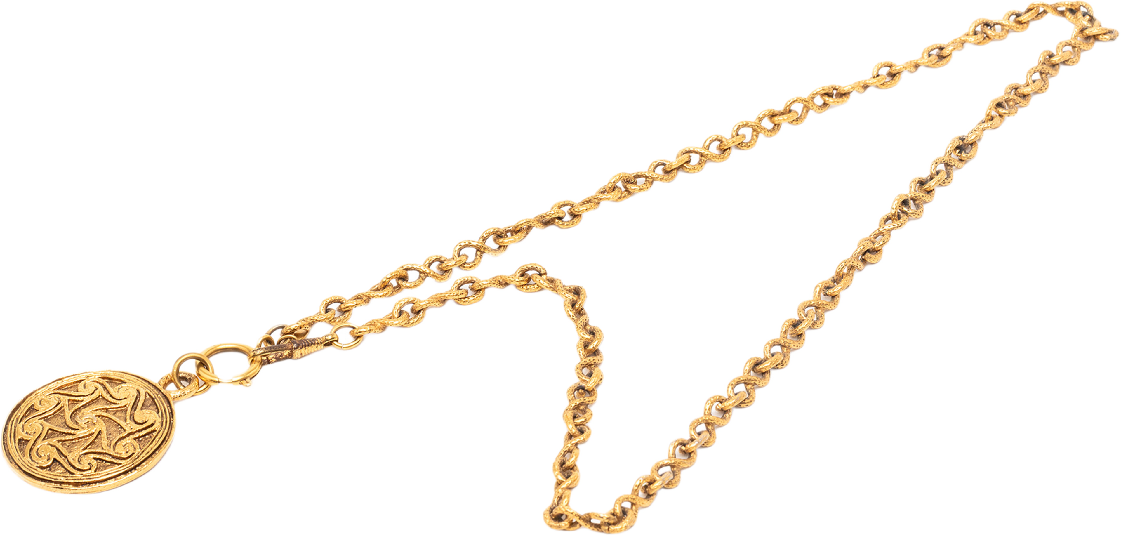 Chanel Cc Gold Plated Medallion Pendant Necklace, från Luxclusif, i färgen gold. Klicka för att öppna bilden i stort format