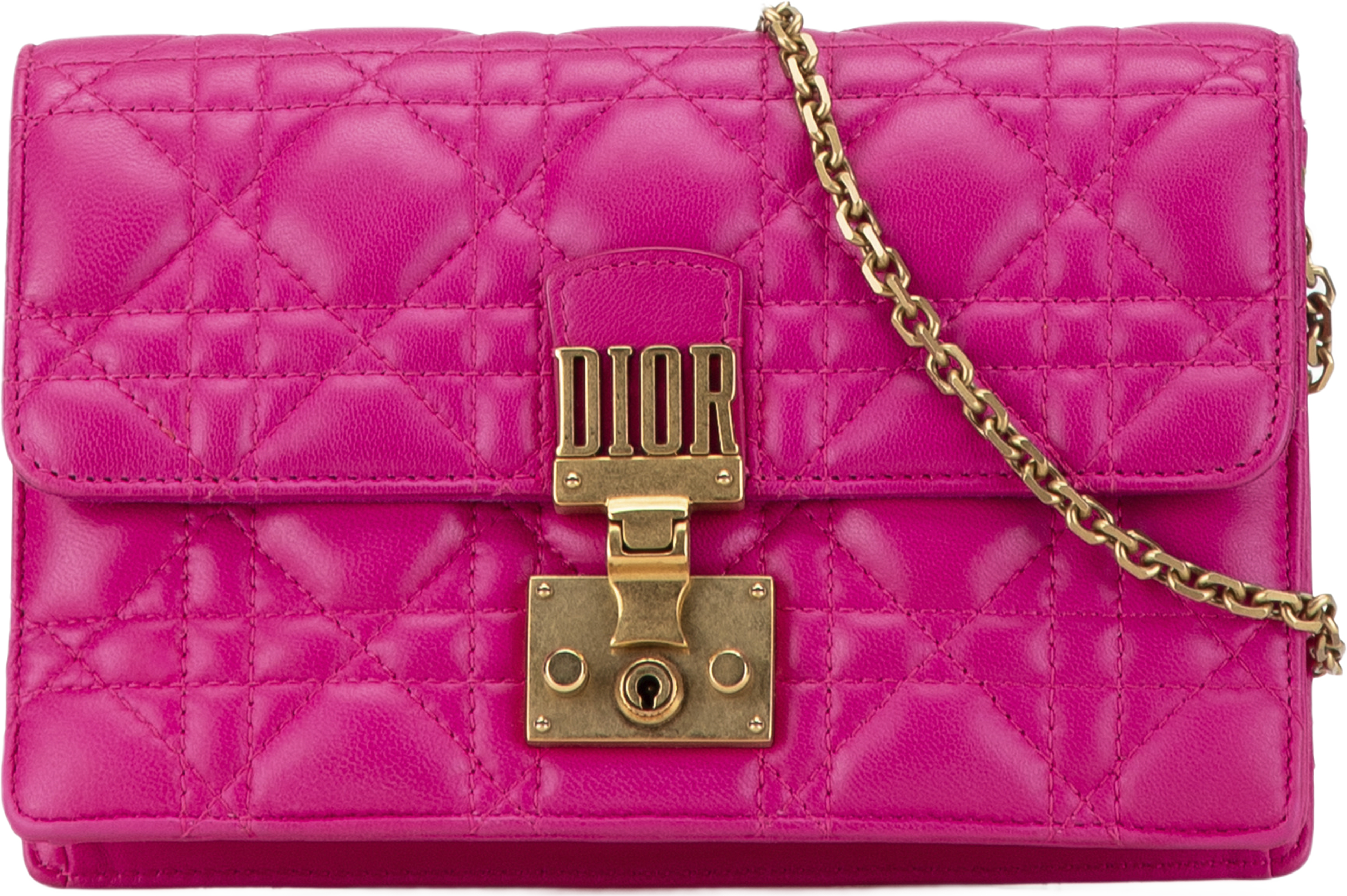 Dior Lambskin Cannage Dioraddict Wallet On Chain, från Luxclusif, i färgen hot pink.