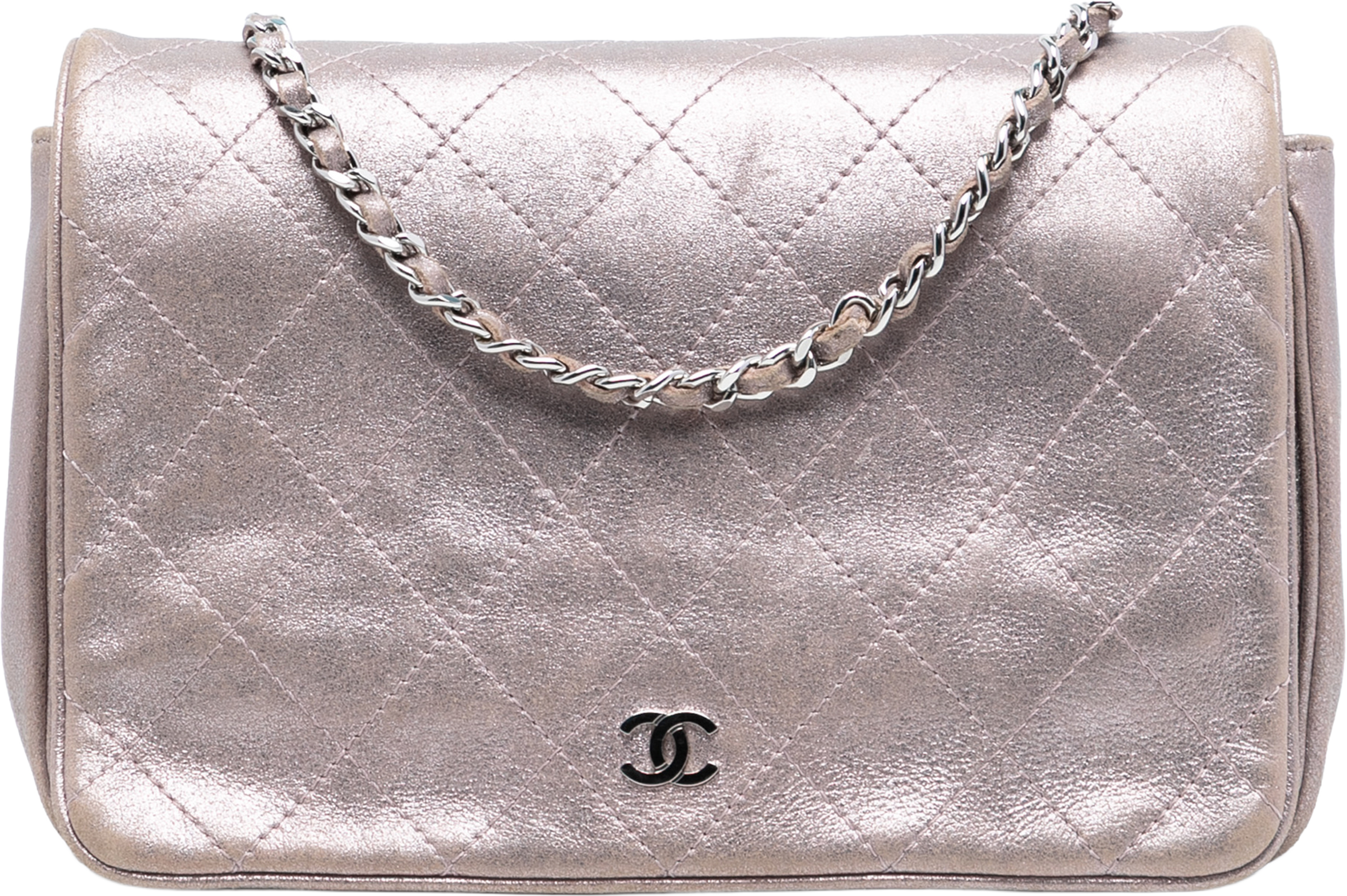 Chanel Cc Quilted Metallic Lambskin Wallet On Chain, från Luxclusif, i färgen pink. Klicka för att öppna bilden i stort format