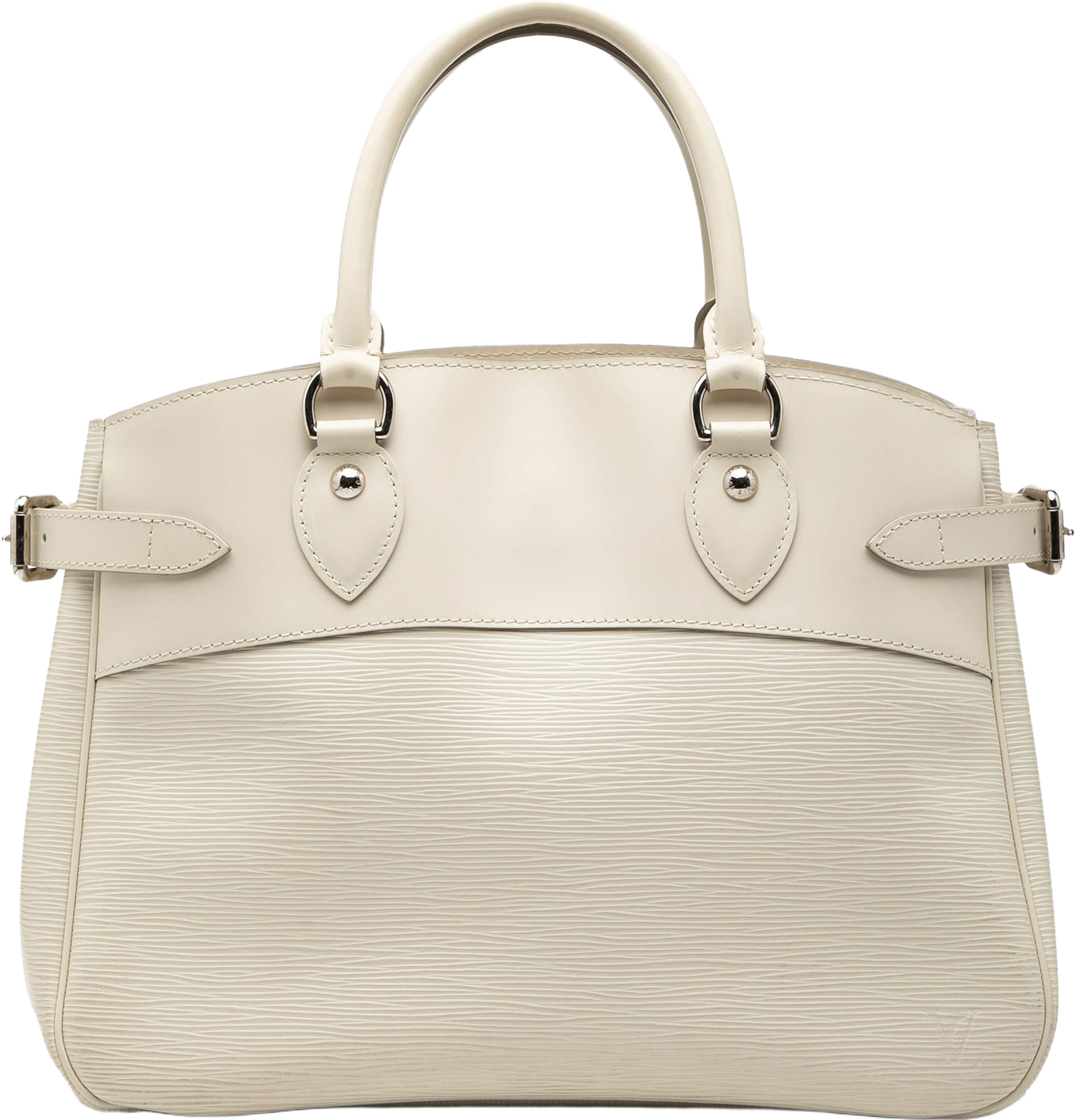 Louis Vuitton Epi Passy Pm, från Luxclusif, i färgen white. Klicka för att öppna bilden i stort format