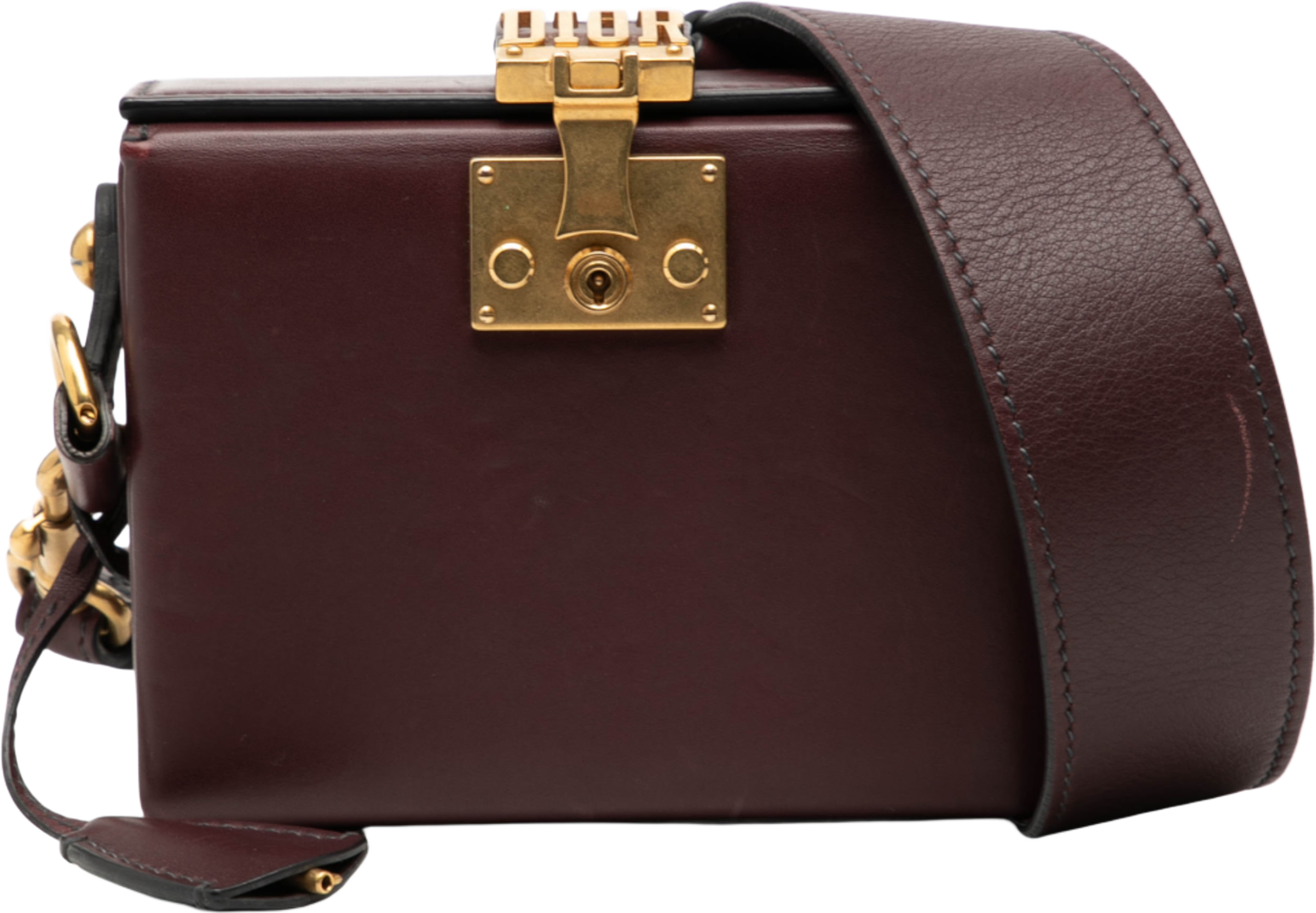Dior Lambskin Dioraddict Lockbox Crossbody, från Luxclusif, i färgen burgundy. Klicka för att öppna bilden i stort format