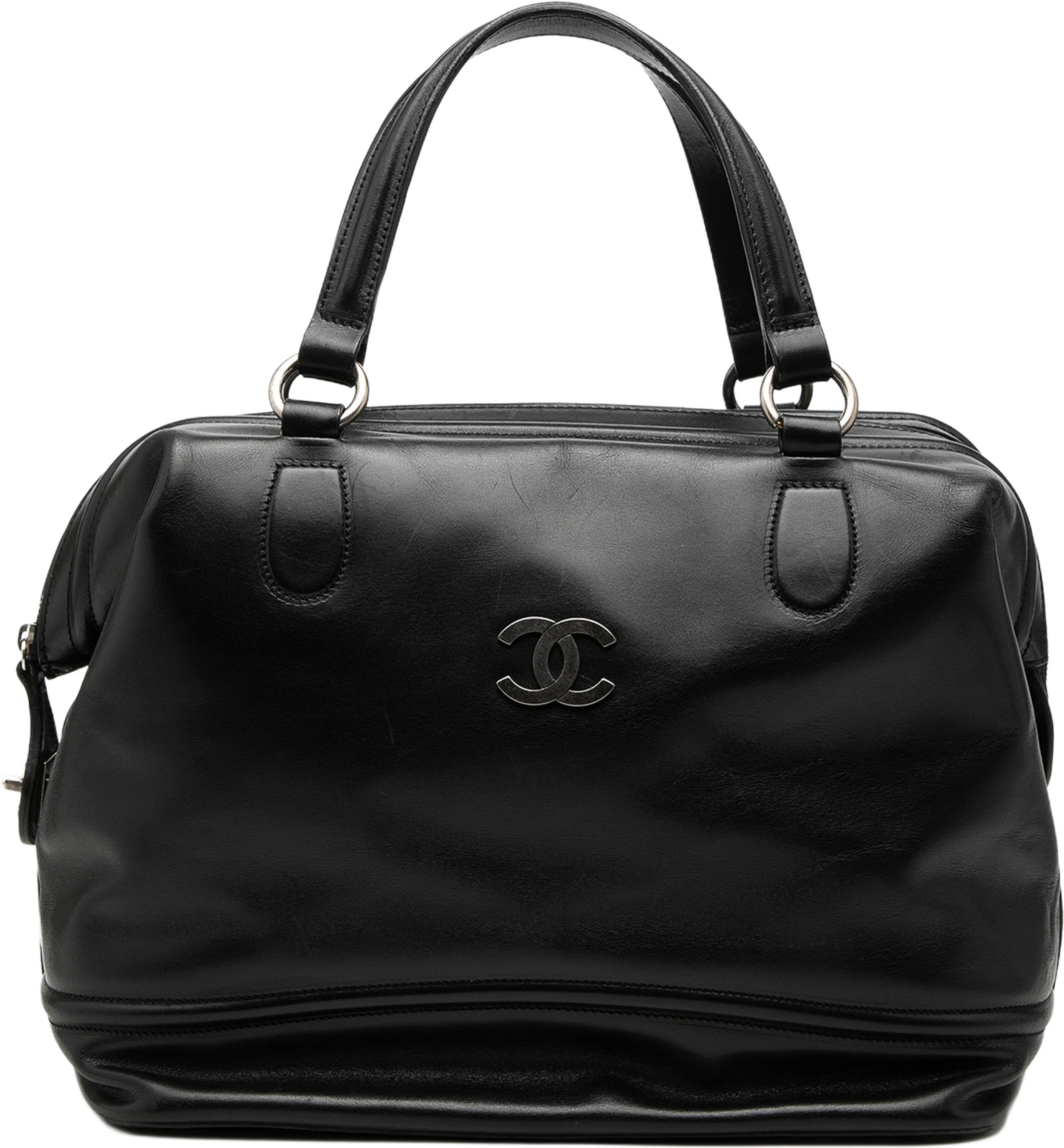 Chanel Cc Calfskin Bowler Bag, från Luxclusif, i färgen black. Klicka för att öppna bilden i stort format