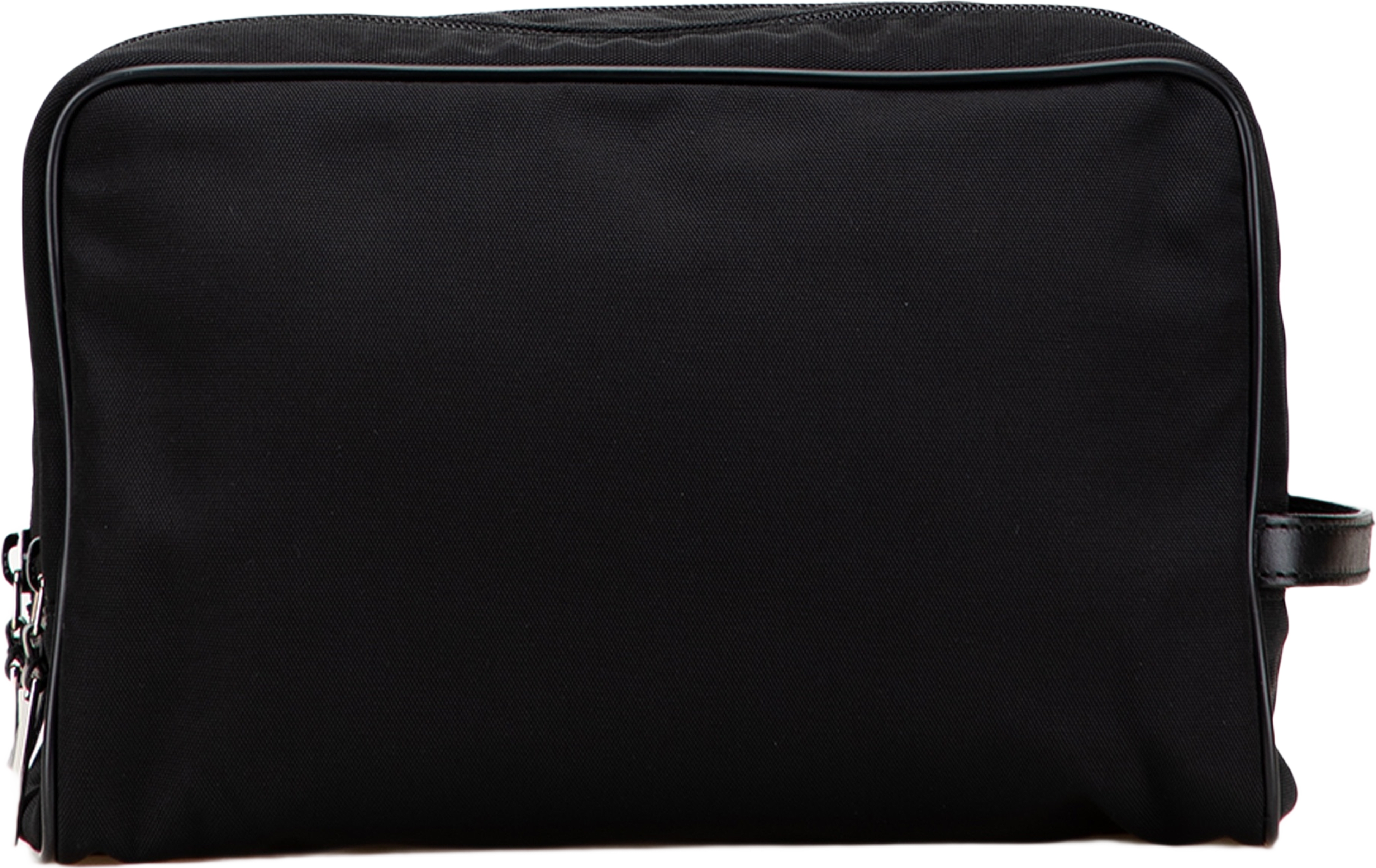 Gucci Nylon Clutch, från Luxclusif, i färgen black. Klicka för att öppna bilden i stort format
