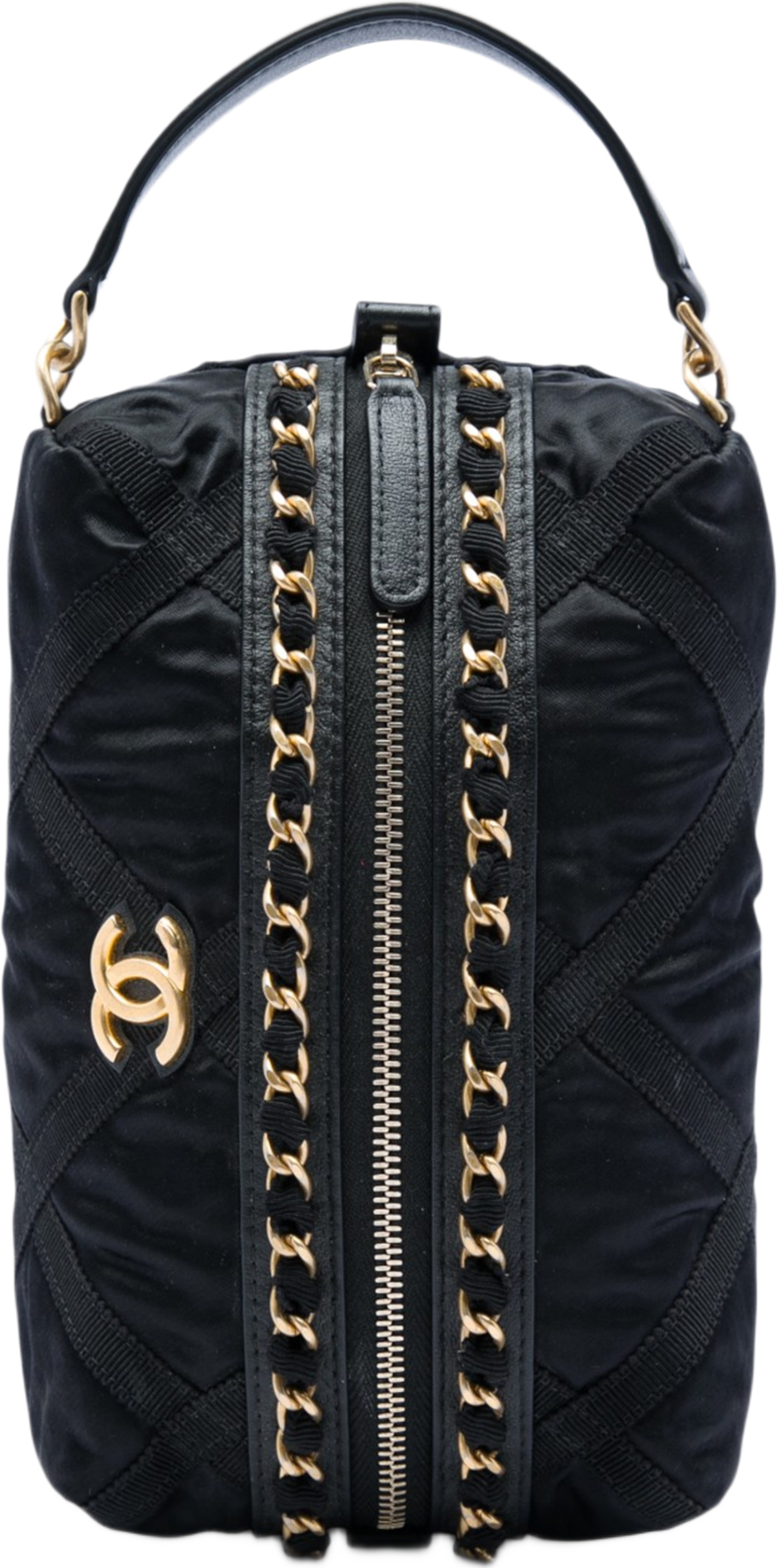 Chanel Nylon Grosgrain Lifestyle Pouch, från Luxclusif, i färgen svart. Klicka för att öppna bilden i stort format