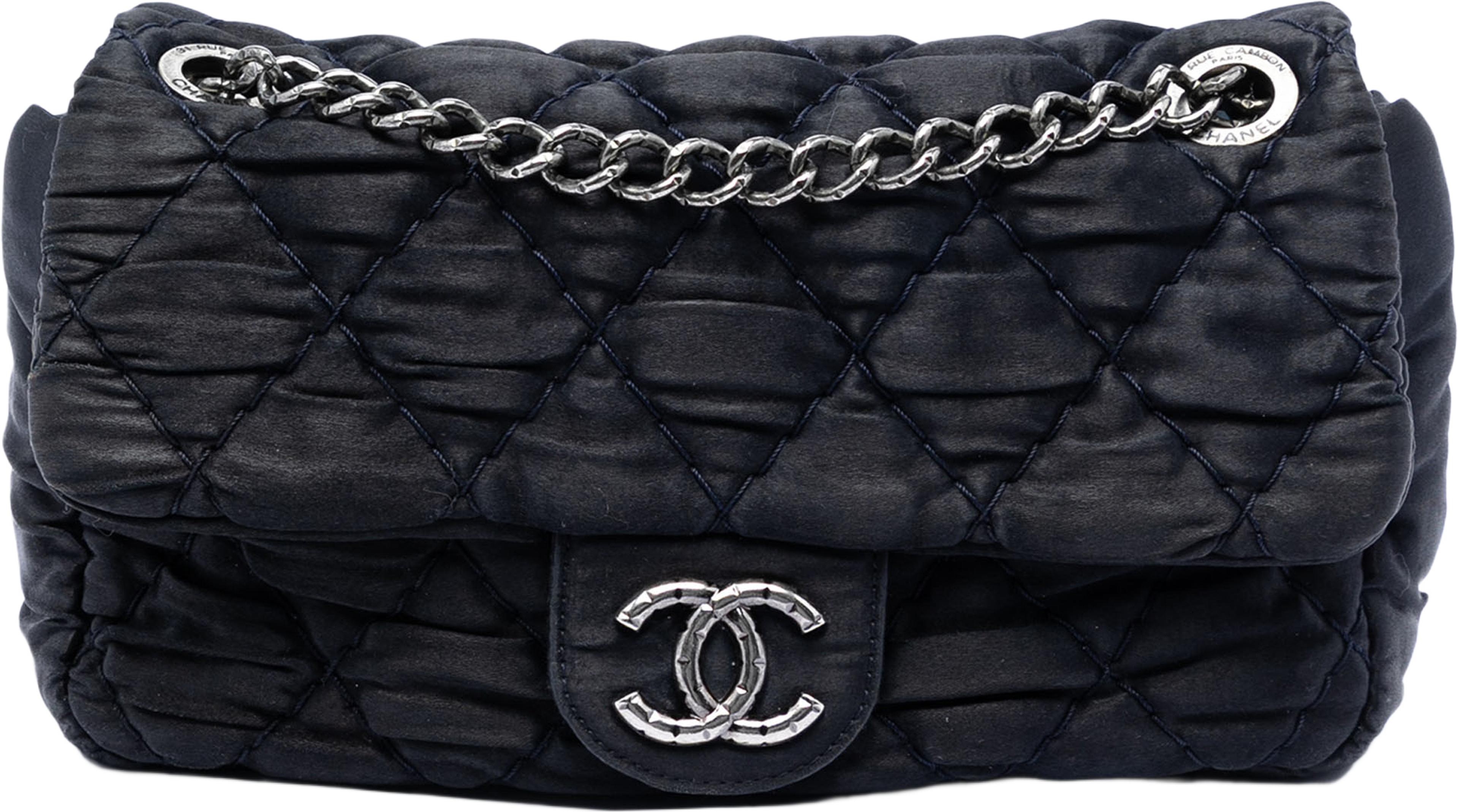 Chanel Medium Cc Quilted Satin Single Flap, från Luxclusif, i färgen black. Klicka för att öppna bilden i stort format