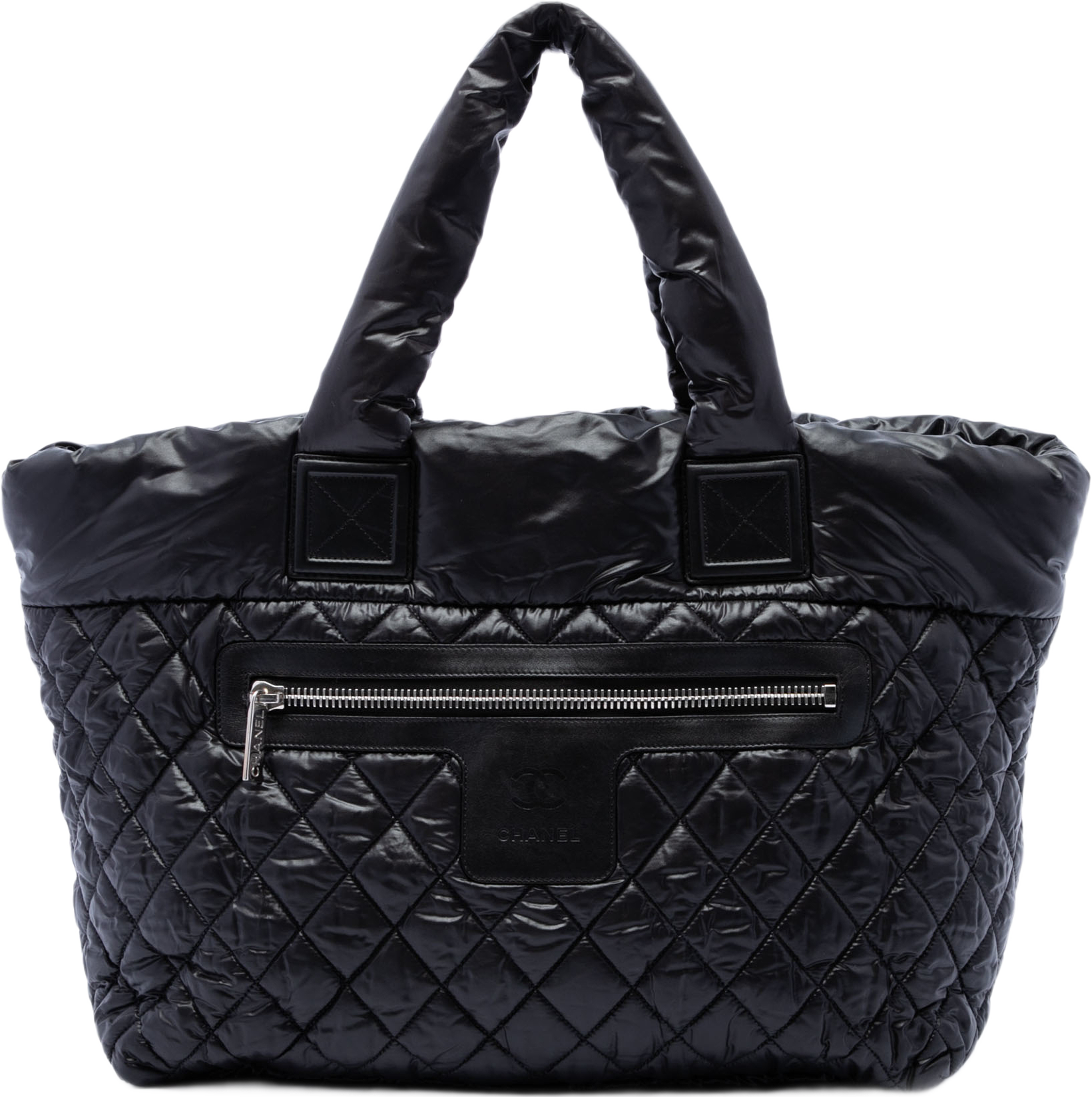 Chanel Large Quilted Nylon Reversible Coco Cocoon Tote, från Luxclusif, i färgen svart. Klicka för att öppna bilden i stort format