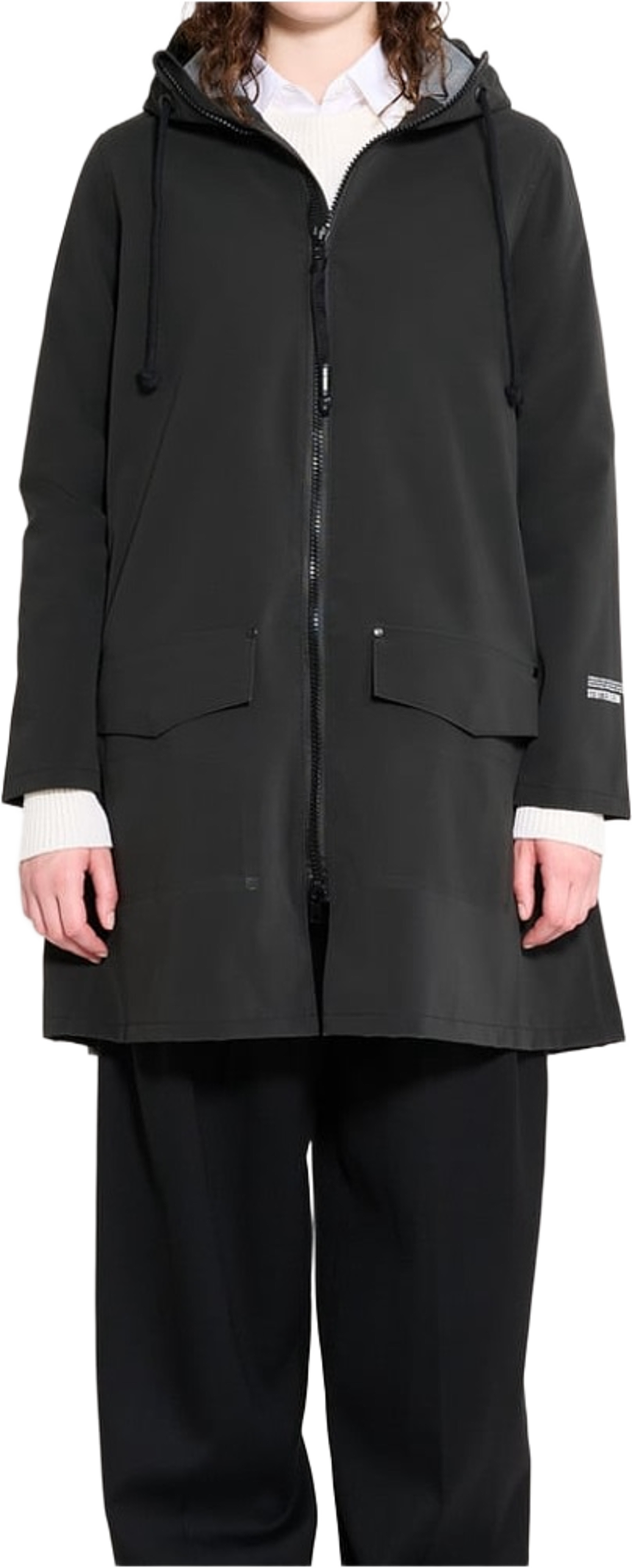 Mosebacke Patch Raincoat, från Stutterheim, i färgen black. Klicka för att öppna bilden i stort format