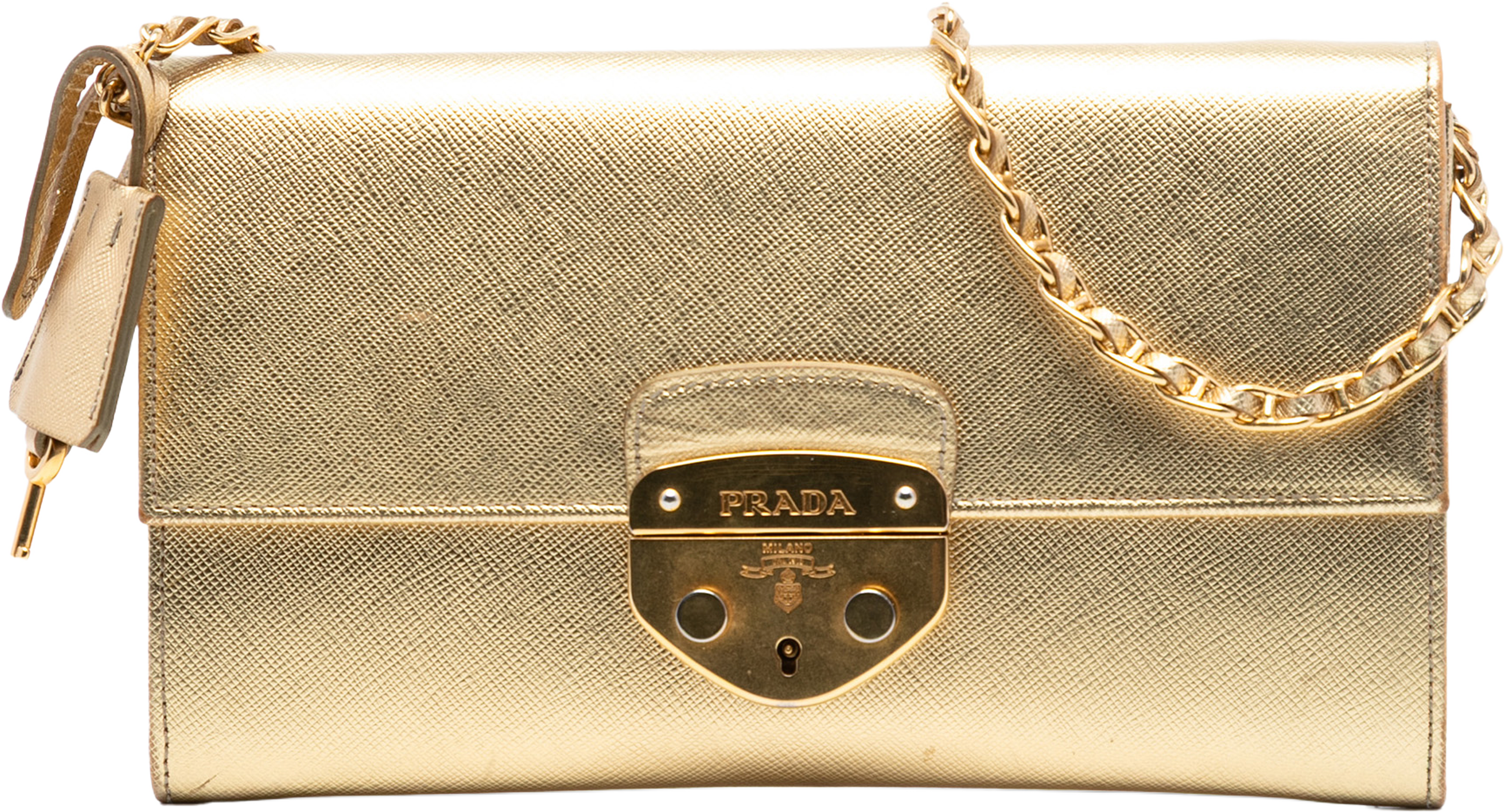Prada Saffiano Sound Lock Wallet On Chain, från Luxclusif, i färgen gold. Klicka för att öppna bilden i stort format