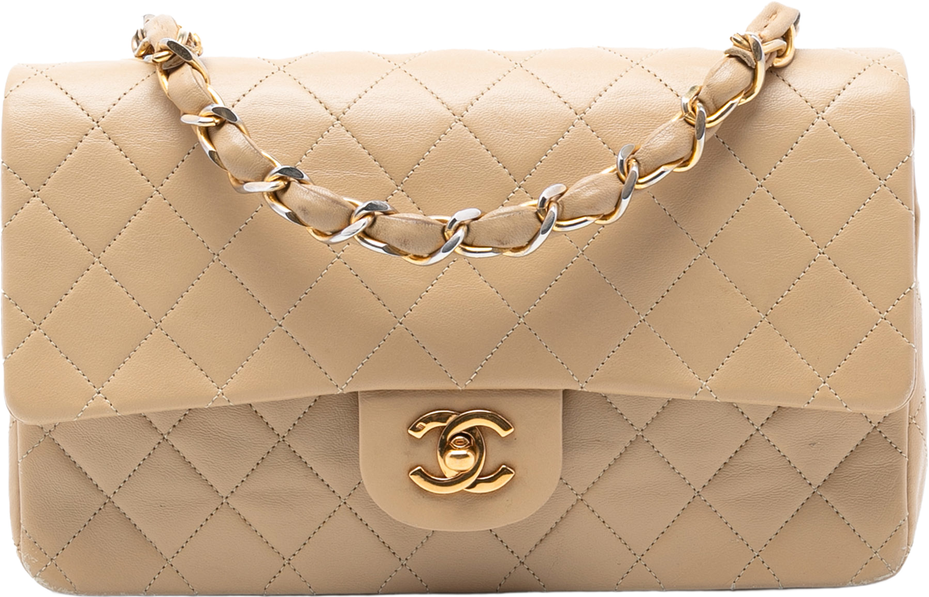 Chanel Medium Classic Lambskin Single Flap, från Luxclusif, i färgen light beige. Klicka för att öppna bilden i stort format