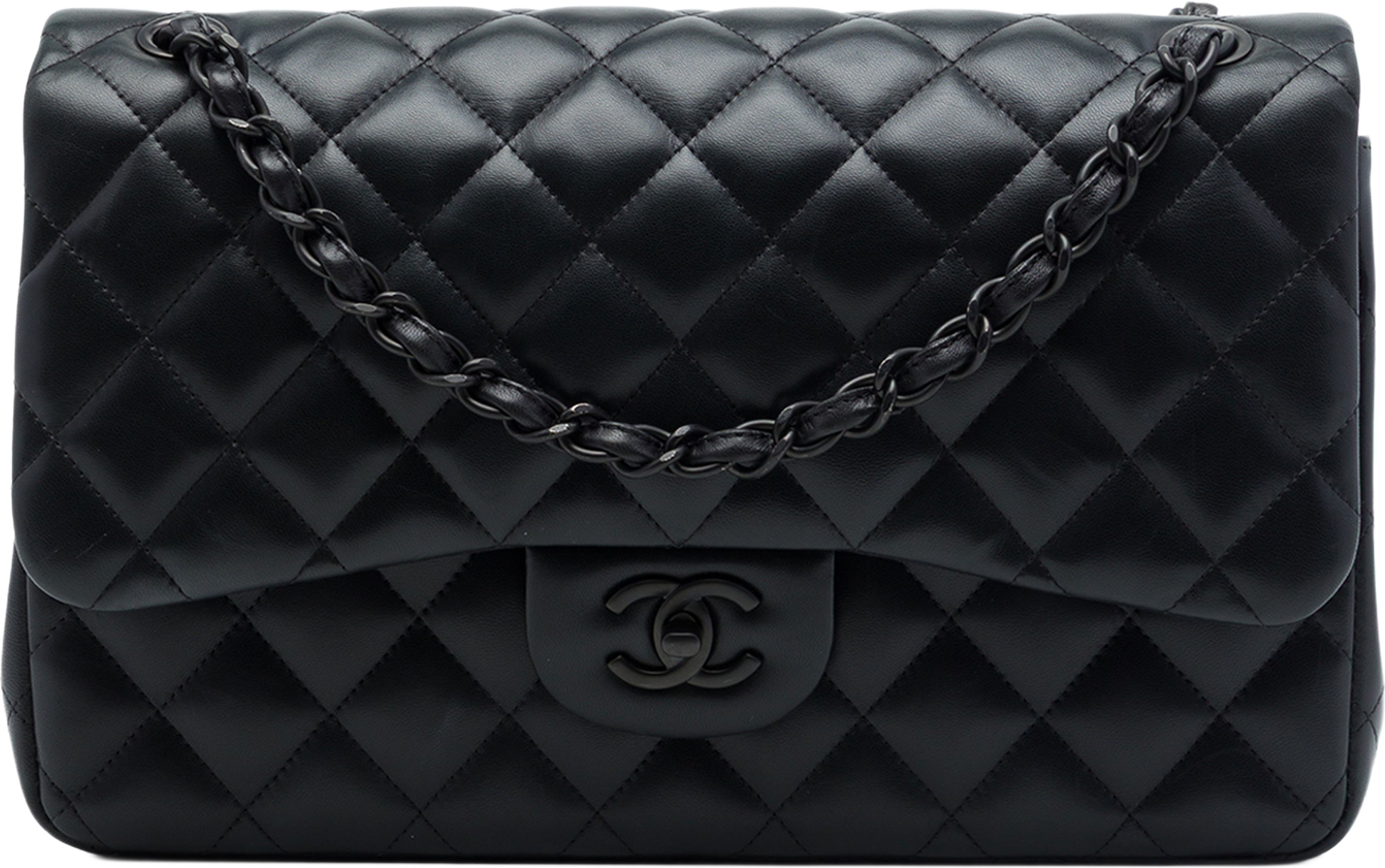 Chanel Jumbo Classic Lambskin So Black Double Flap, från Luxclusif, i färgen svart. Klicka för att öppna bilden i stort format