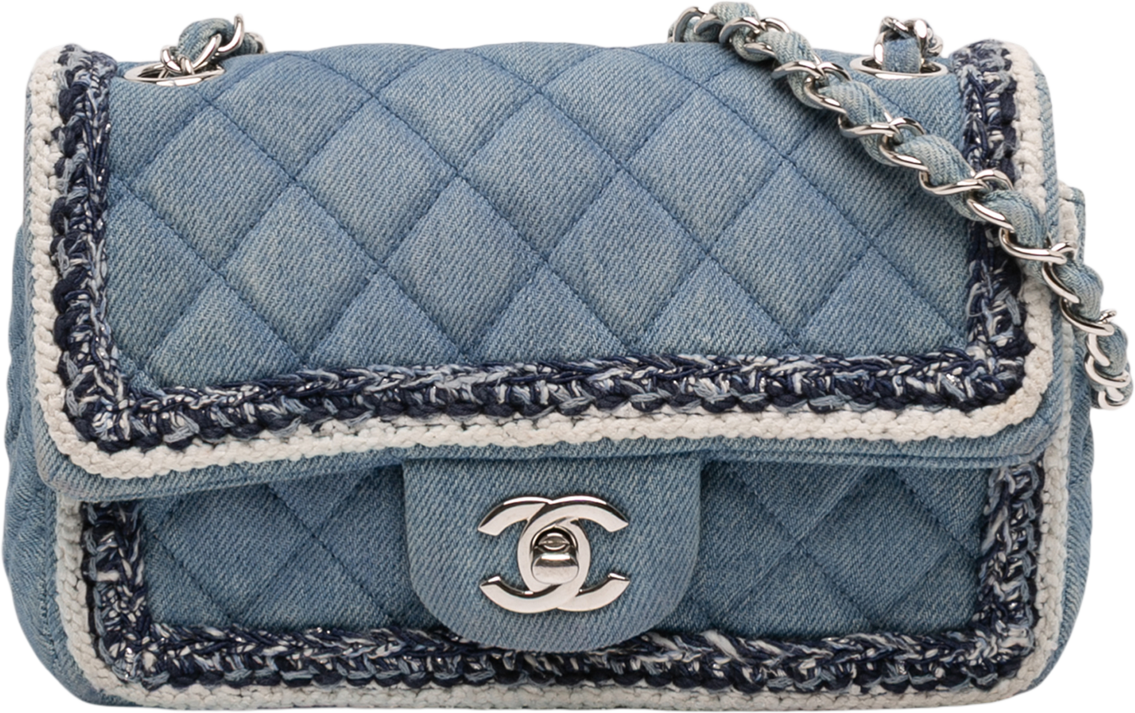 Chanel Mini Rectangular Classic Denim Braided Single Flap, från Luxclusif, i färgen denim. Klicka för att öppna bilden i stort format