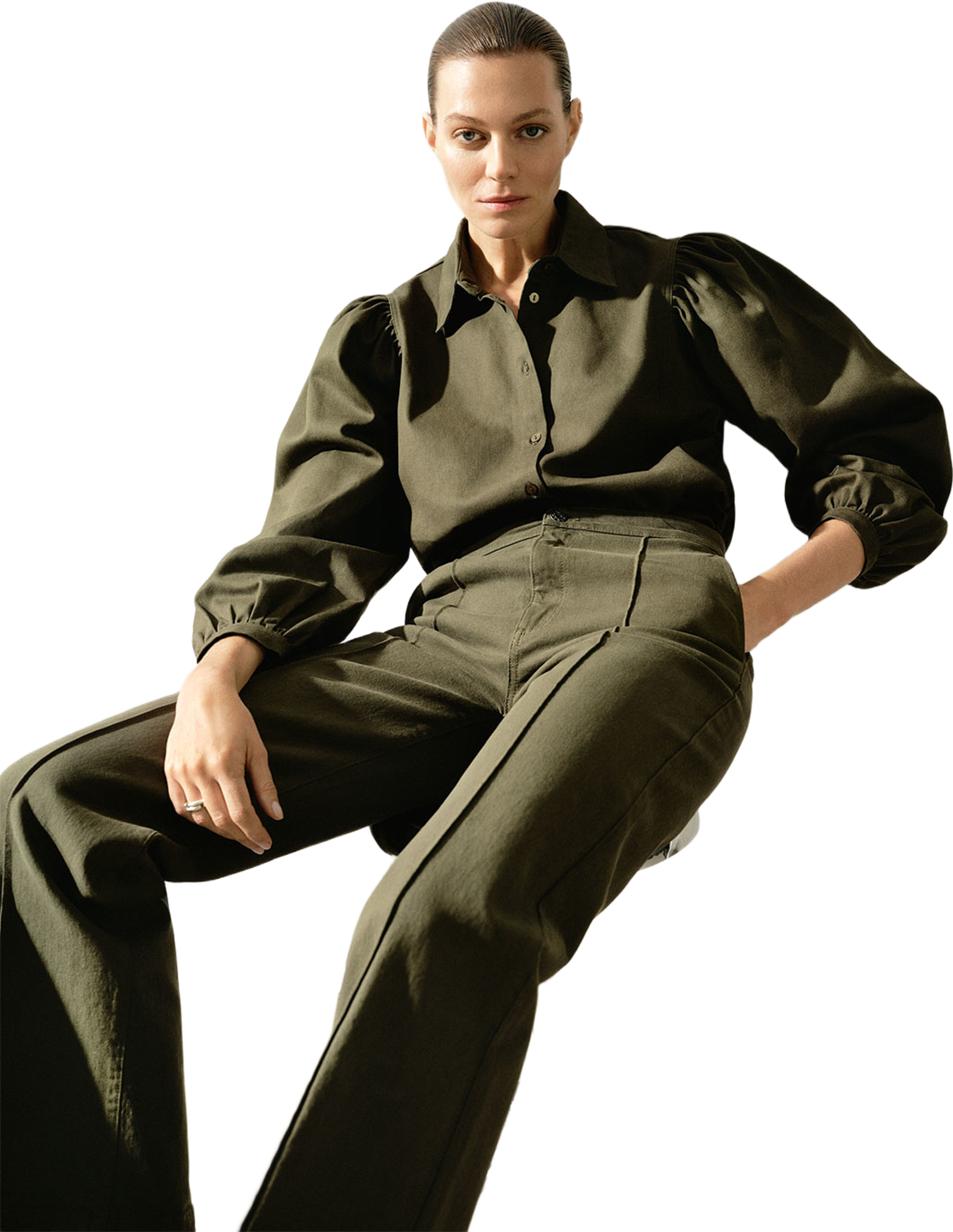 Twillbyxor PAULA, från Wera, i färgen Khaki. Klicka för att öppna bilden i stort format