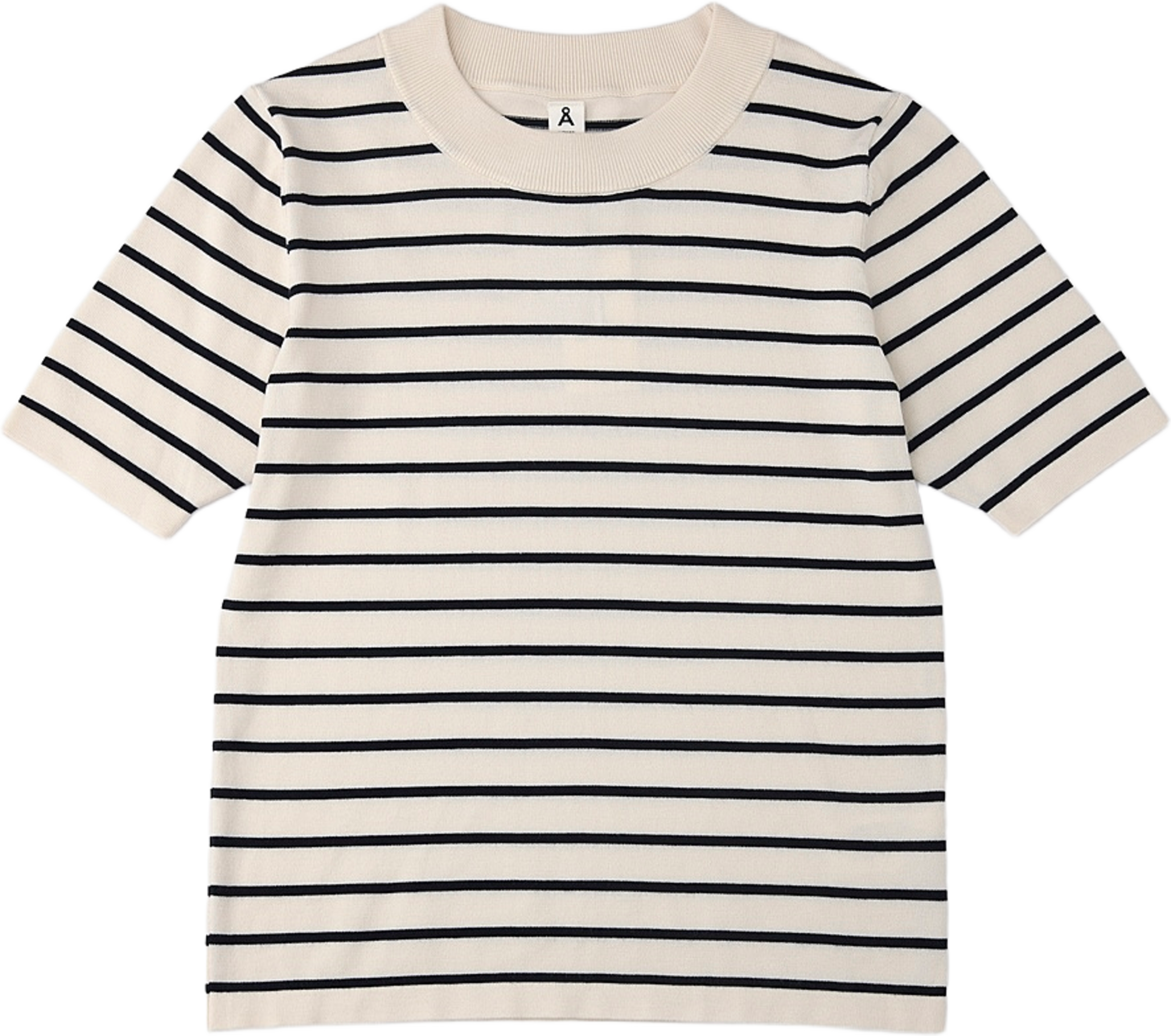 Kortärmad jumper KARIN, från Å WOMAN, i färgen Navy Stripe. Klicka för att öppna bilden i stort format