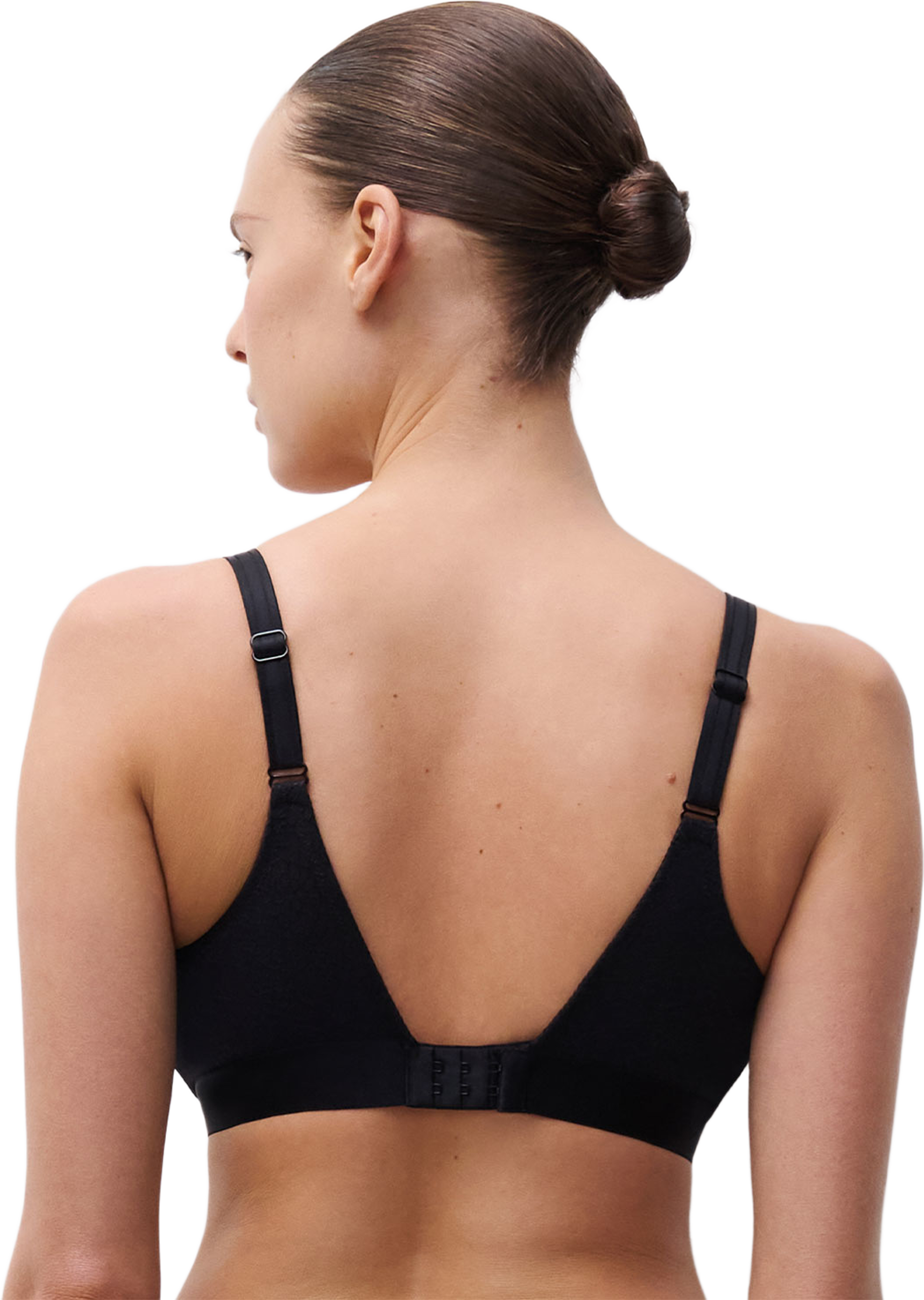 C Magnifique Wirefree Support Bra, från Chantelle, i färgen Black. Klicka för att öppna bilden i stort format