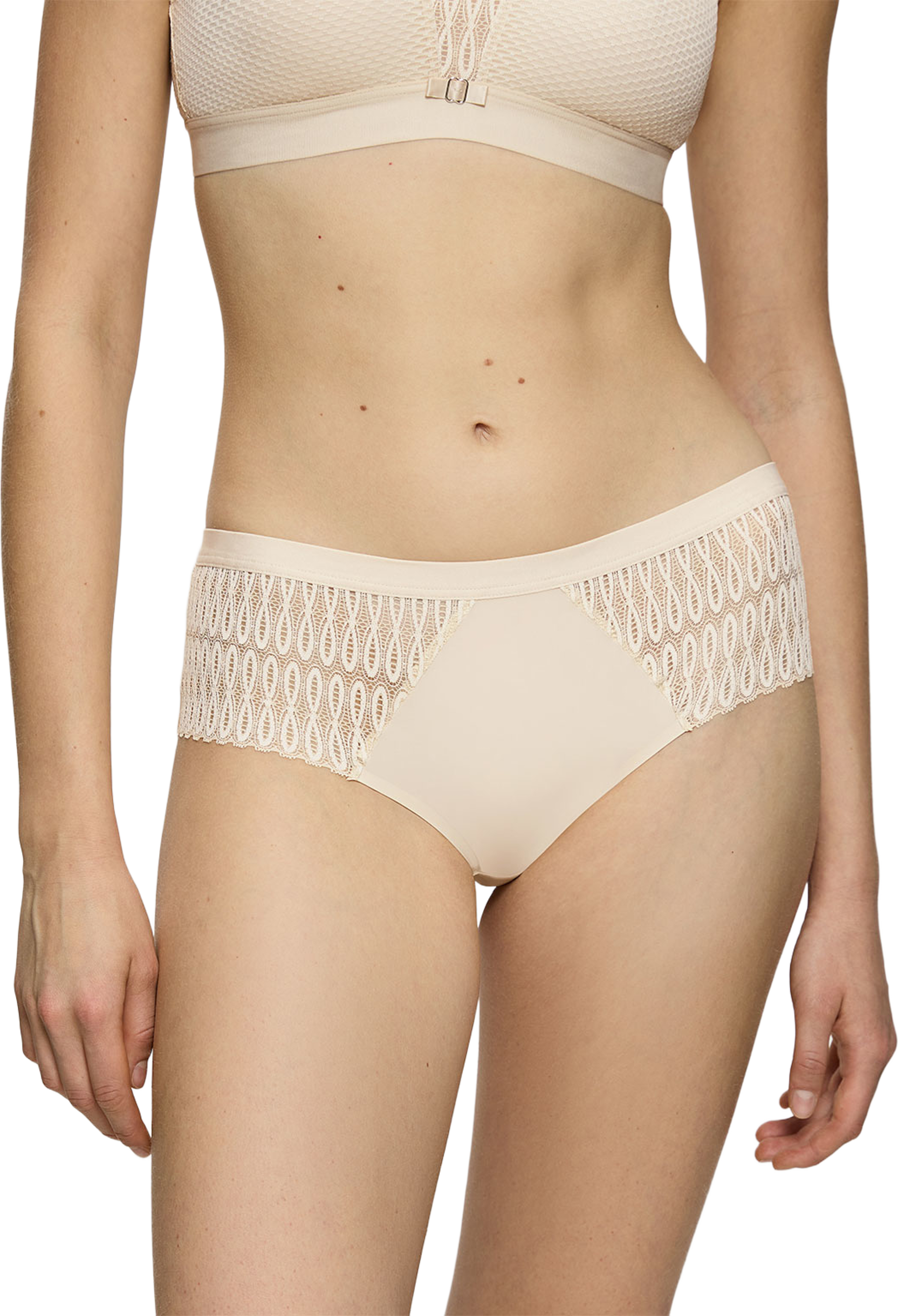 Aura Spotlight Maxi Brief, från Triumph, i färgen Creamy Dream. Klicka för att öppna bilden i stort format