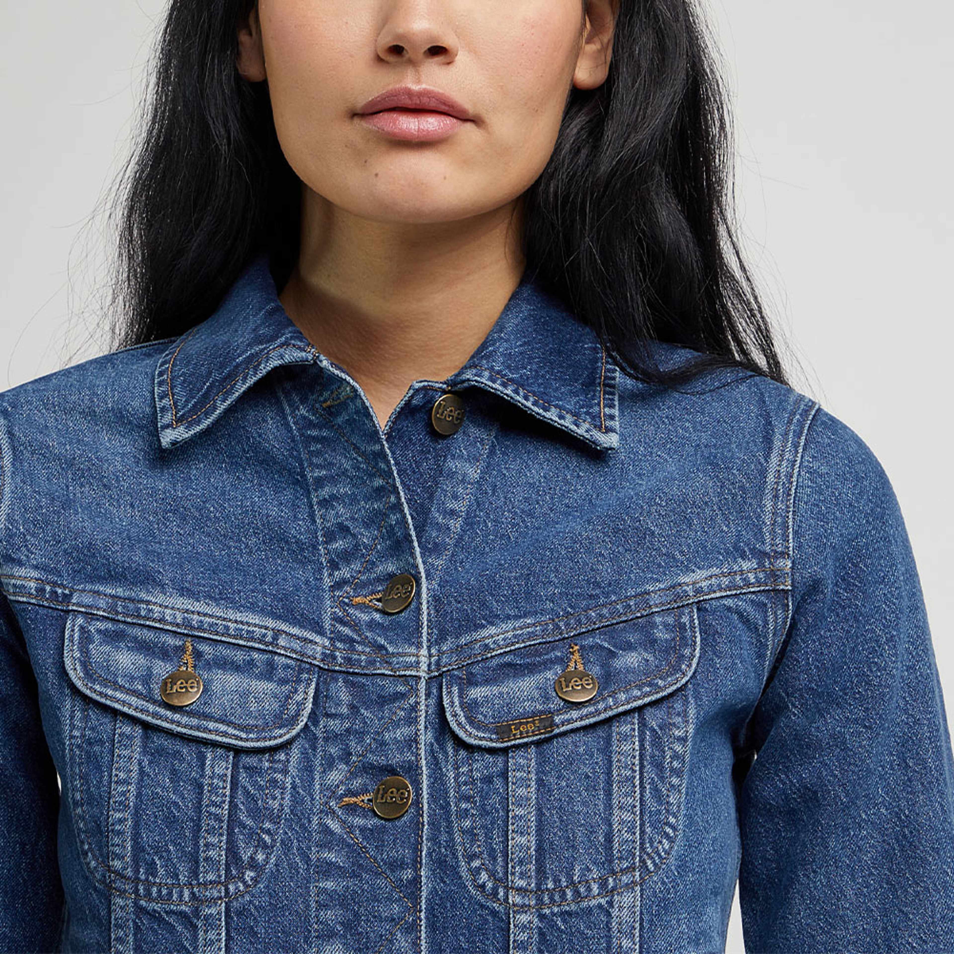 RIDER JACKET, från Lee, i färgen Classic Indigo. Klicka för att öppna bilden i stort format