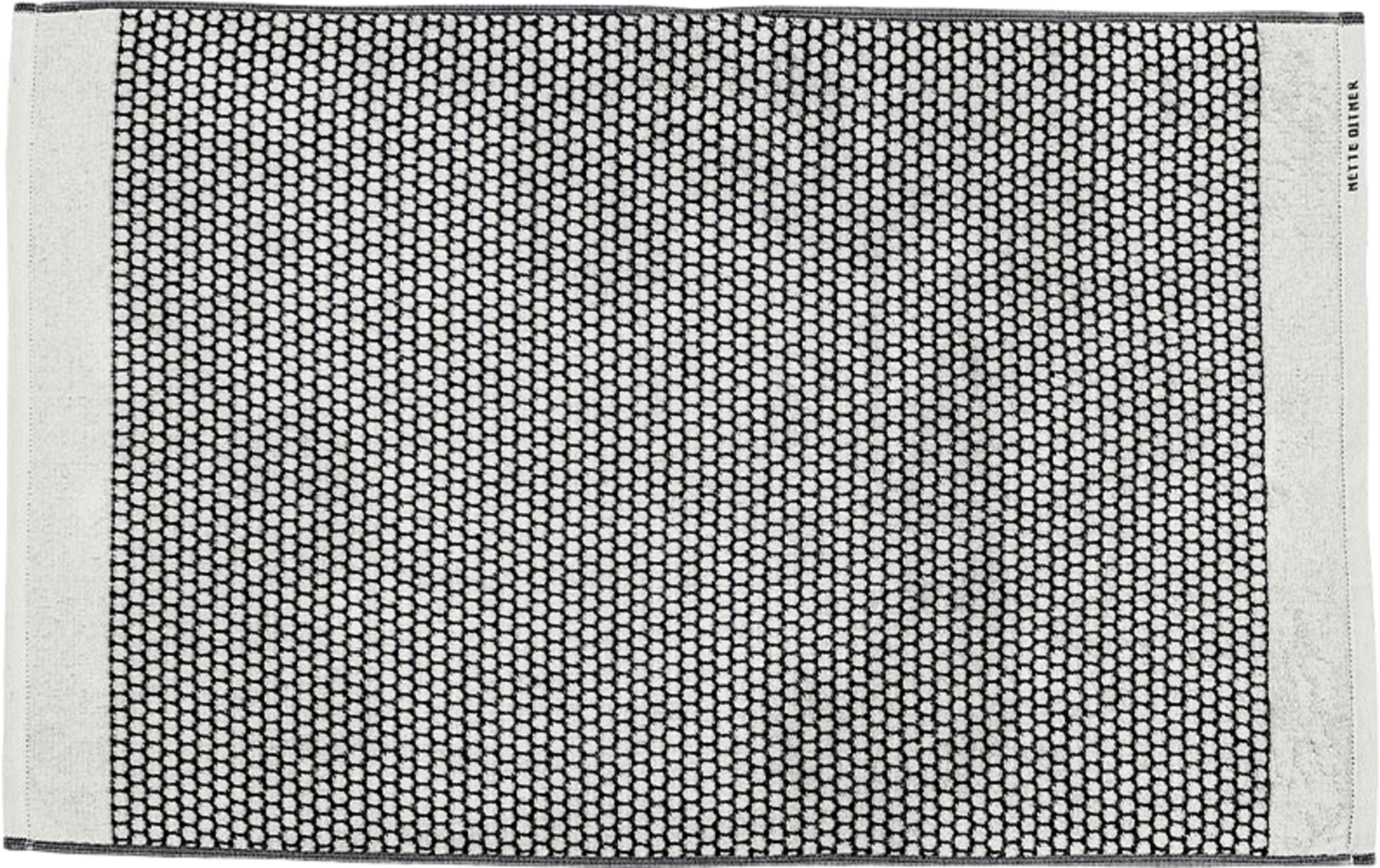 GRID Badmatta, från Mette Ditmer, i färgen Black. Klicka för att öppna bilden i stort format