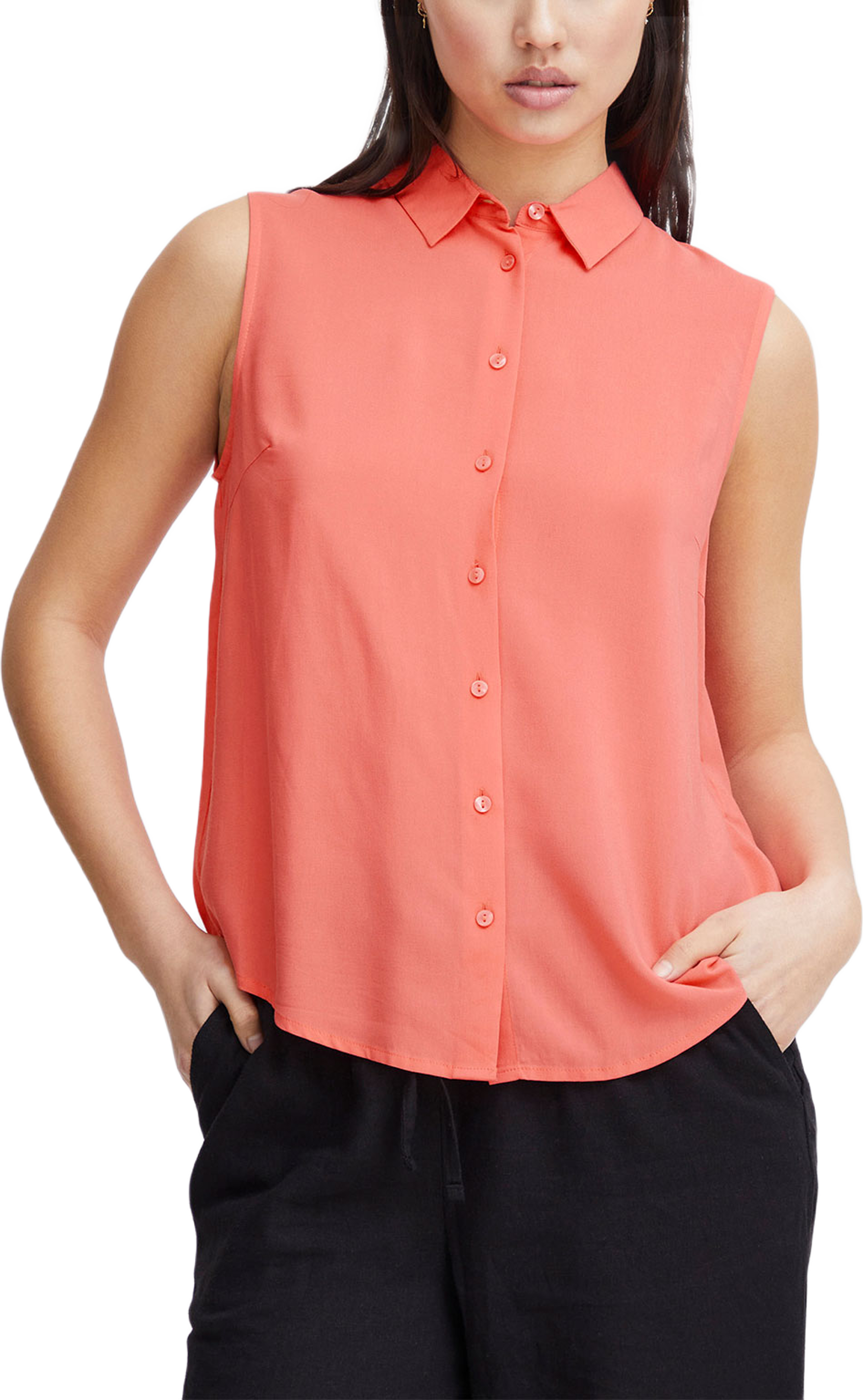 Ihmain Shirt, från ICHI, i färgen Calypso Coral. Klicka för att öppna bilden i stort format