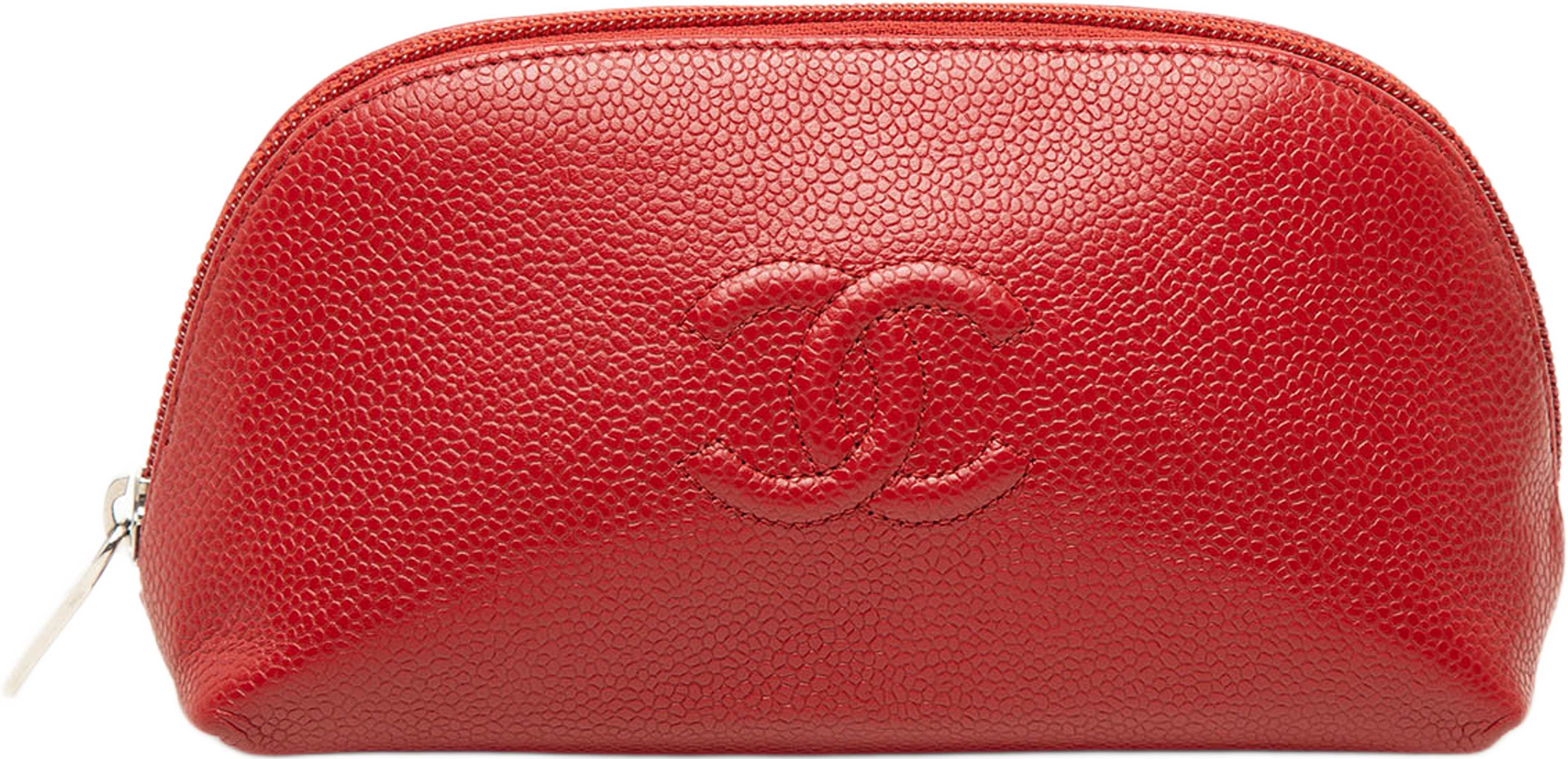 Chanel Cc Caviar Cosmetic Pouch, från Luxclusif, i färgen röd. Klicka för att öppna bilden i stort format