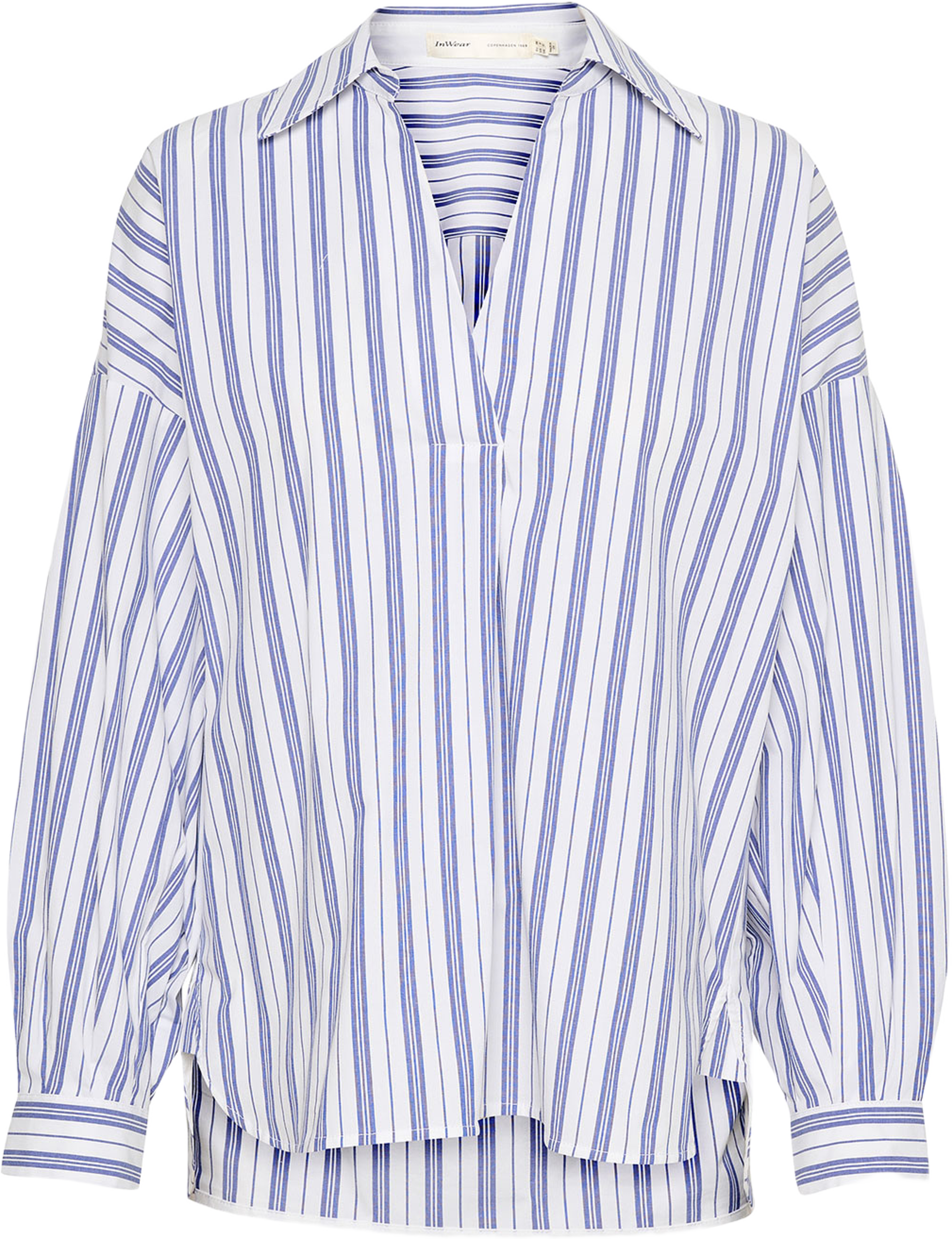 LulaIW Blouse, från Inwear, i färgen Blue Narrow Stripe. Klicka för att öppna bilden i stort format