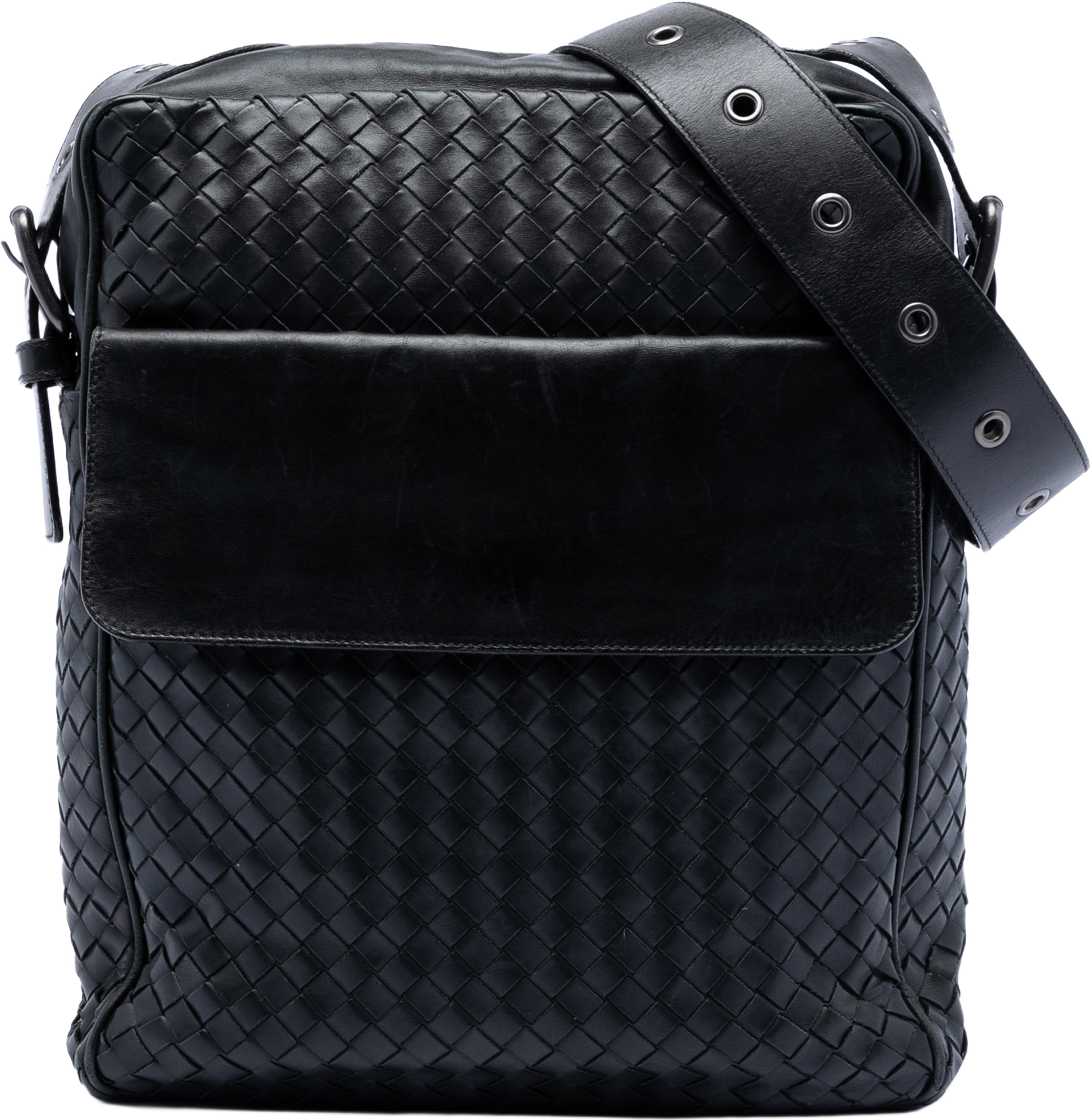 Bottega Veneta Nappa Intrecciato Front Pocket Crossbody, från Luxclusif, i färgen black. Klicka för att öppna bilden i stort format