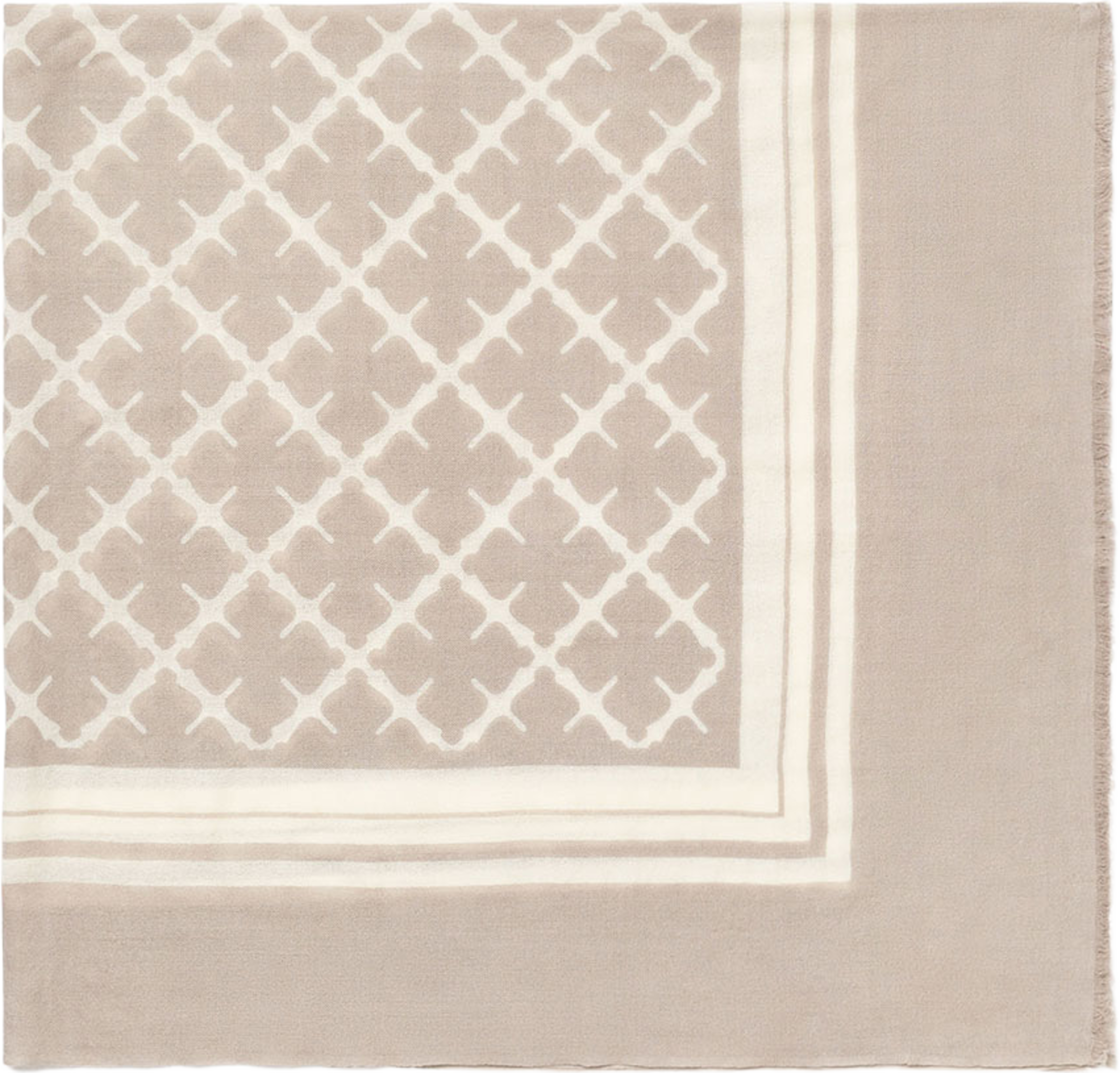 Cornelis ullscarf, från By Malene Birger, i färgen Feather. Klicka för att öppna bilden i stort format