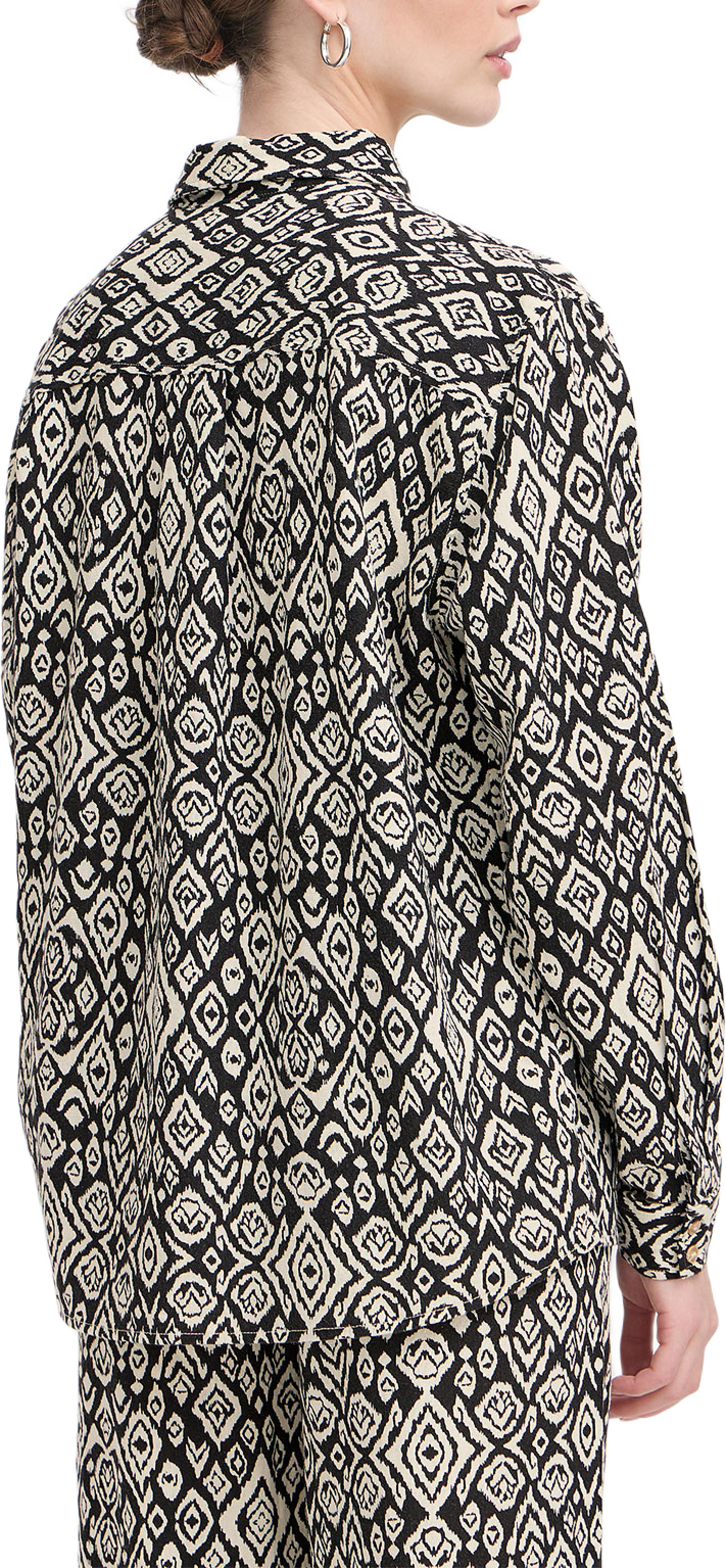 IHLINNO SH; Ichi Shirt