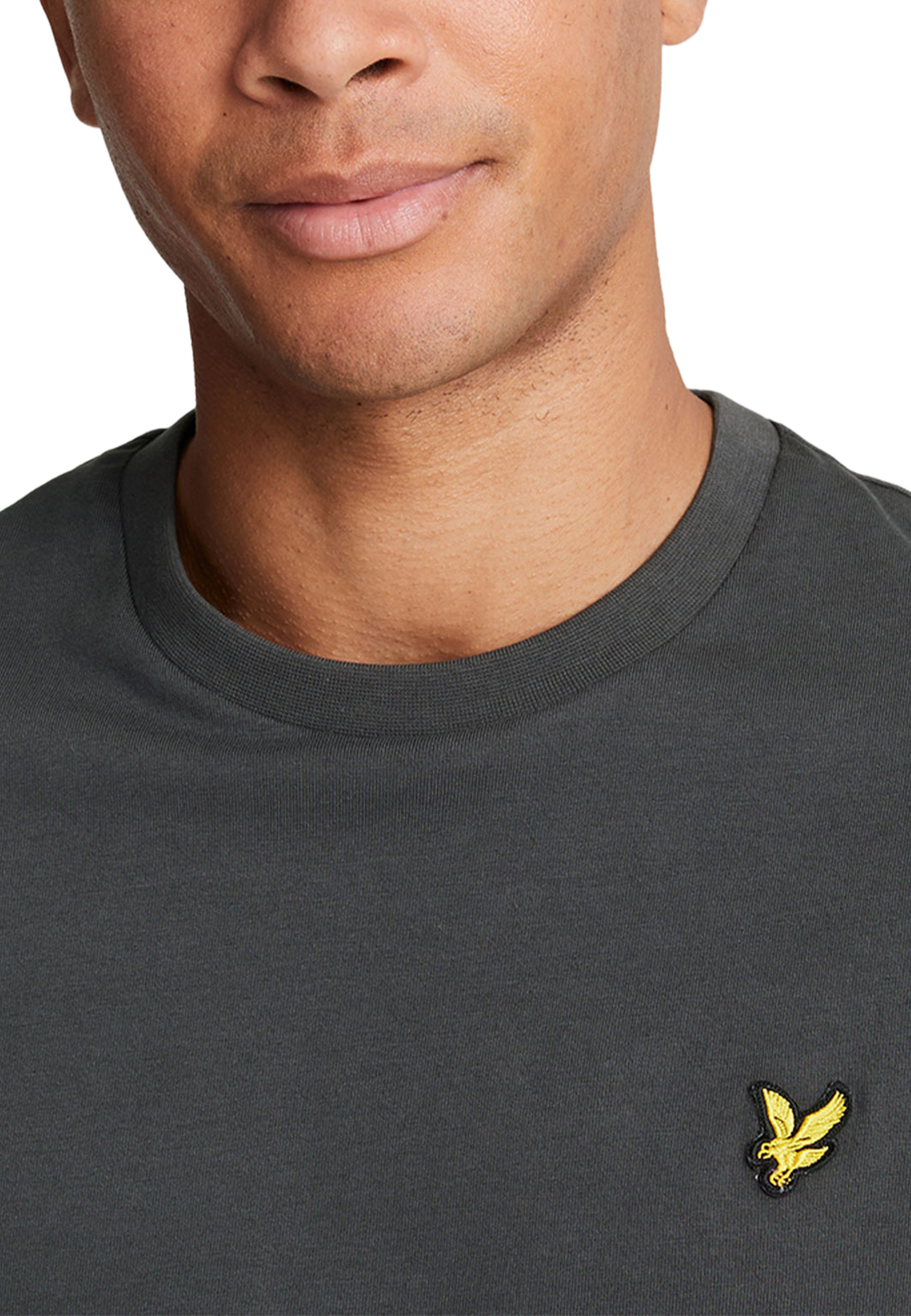 Plain T-shirt
