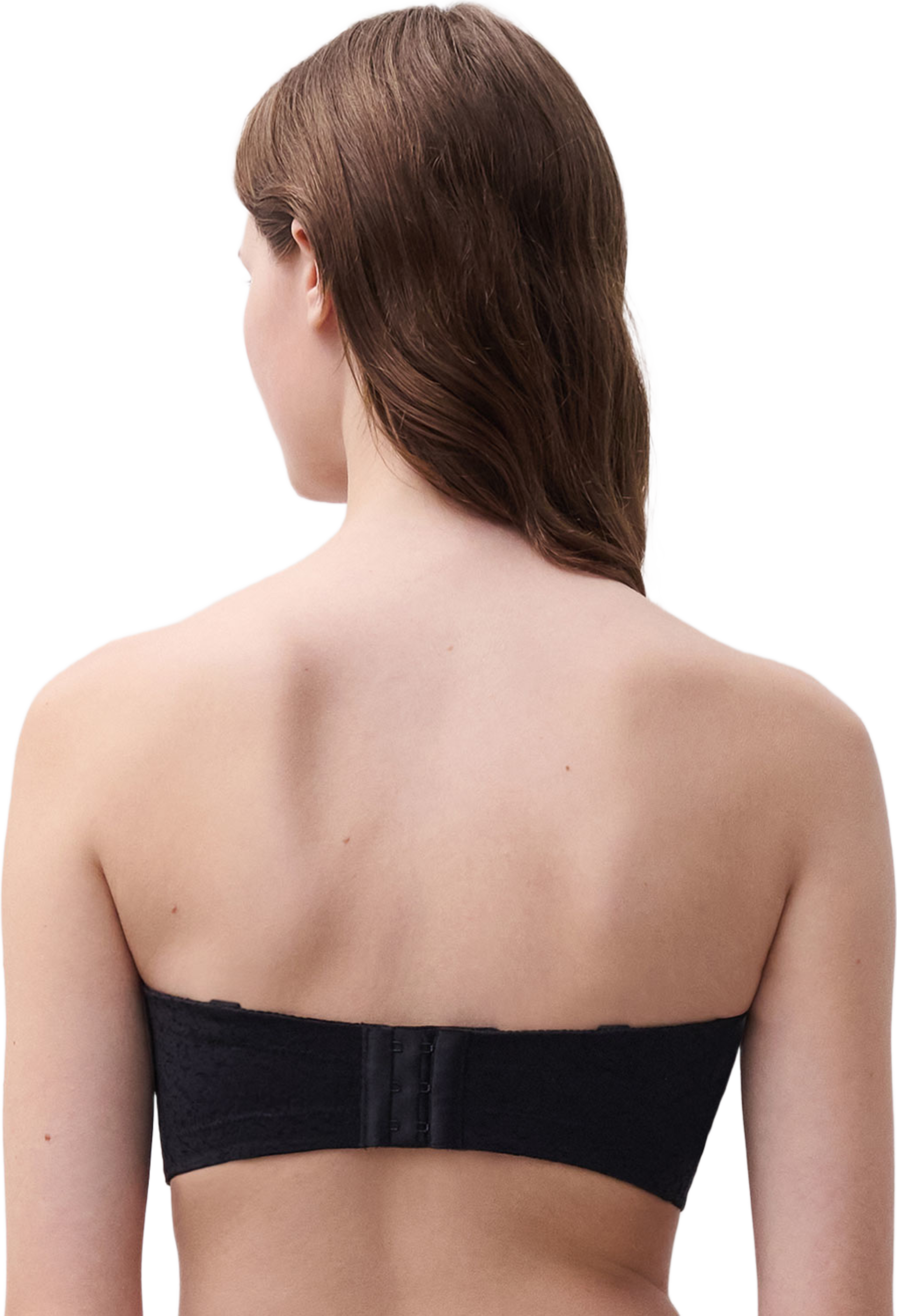 Norah Bandeau t-shirt bra, från Chantelle, i färgen Black. Klicka för att öppna bilden i stort format