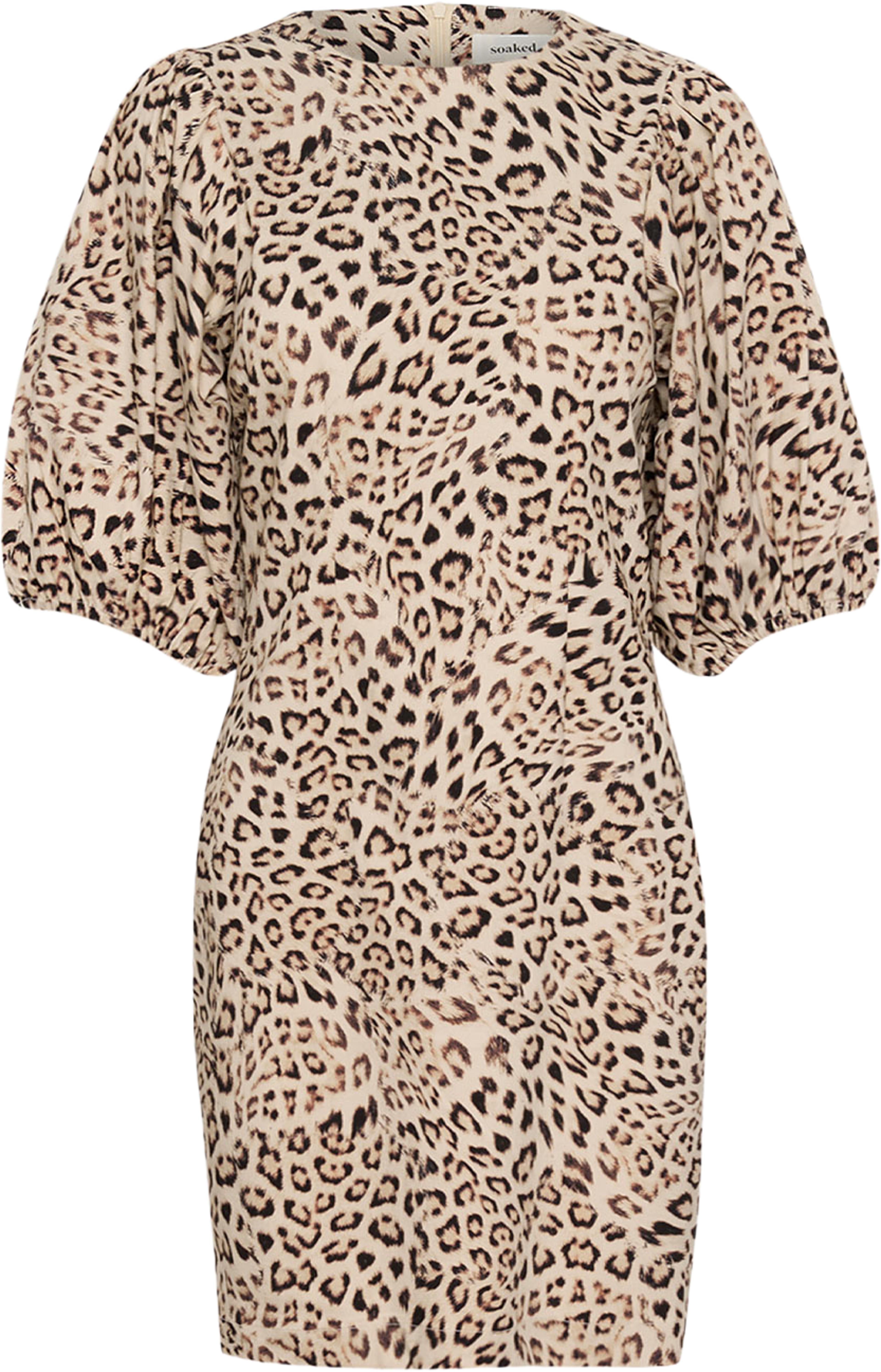 SLZazu Dolore Dress, från Soaked In Luxury, i färgen Leopard Print.